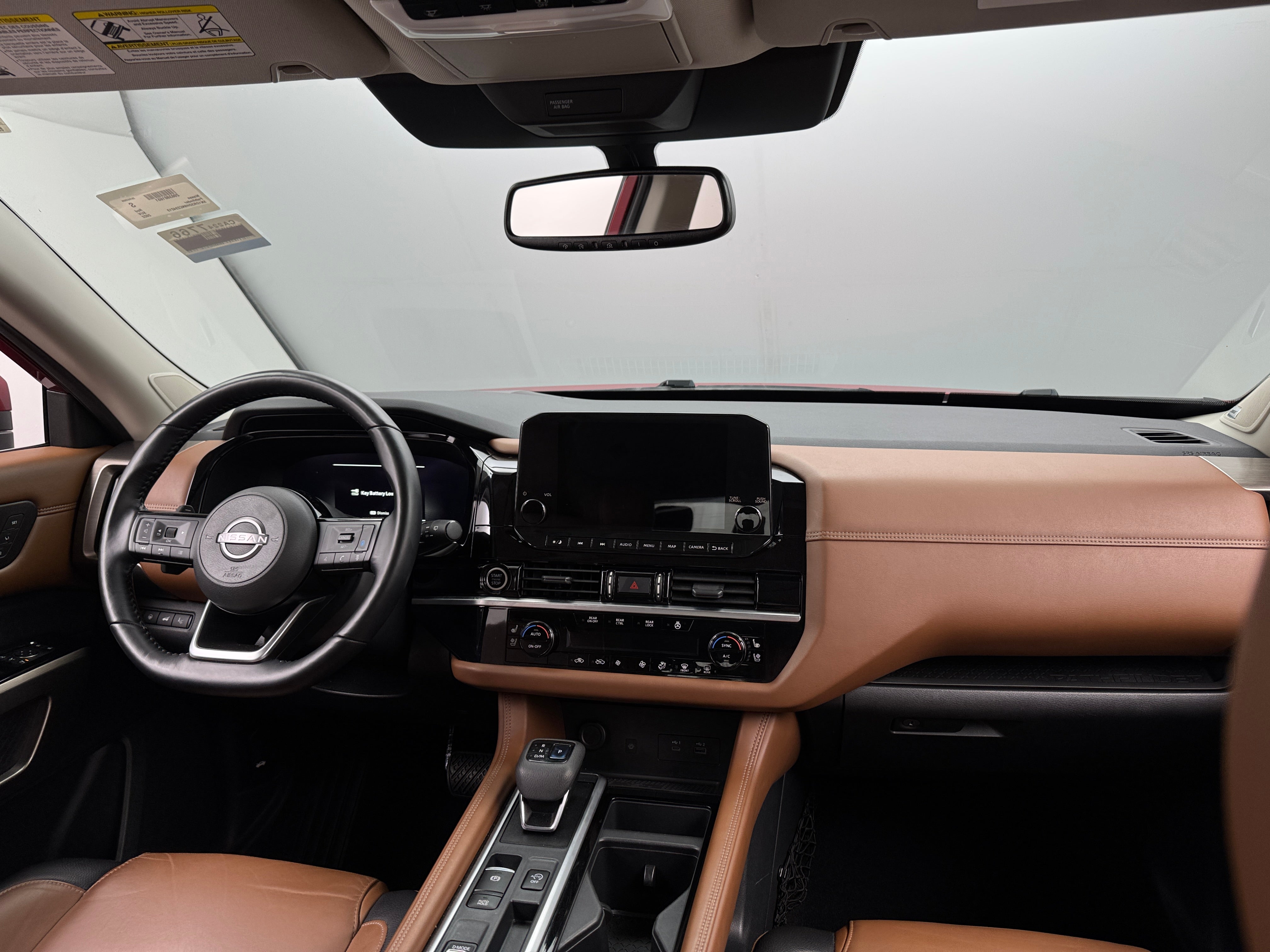 2022 Nissan Pathfinder Platinum 2