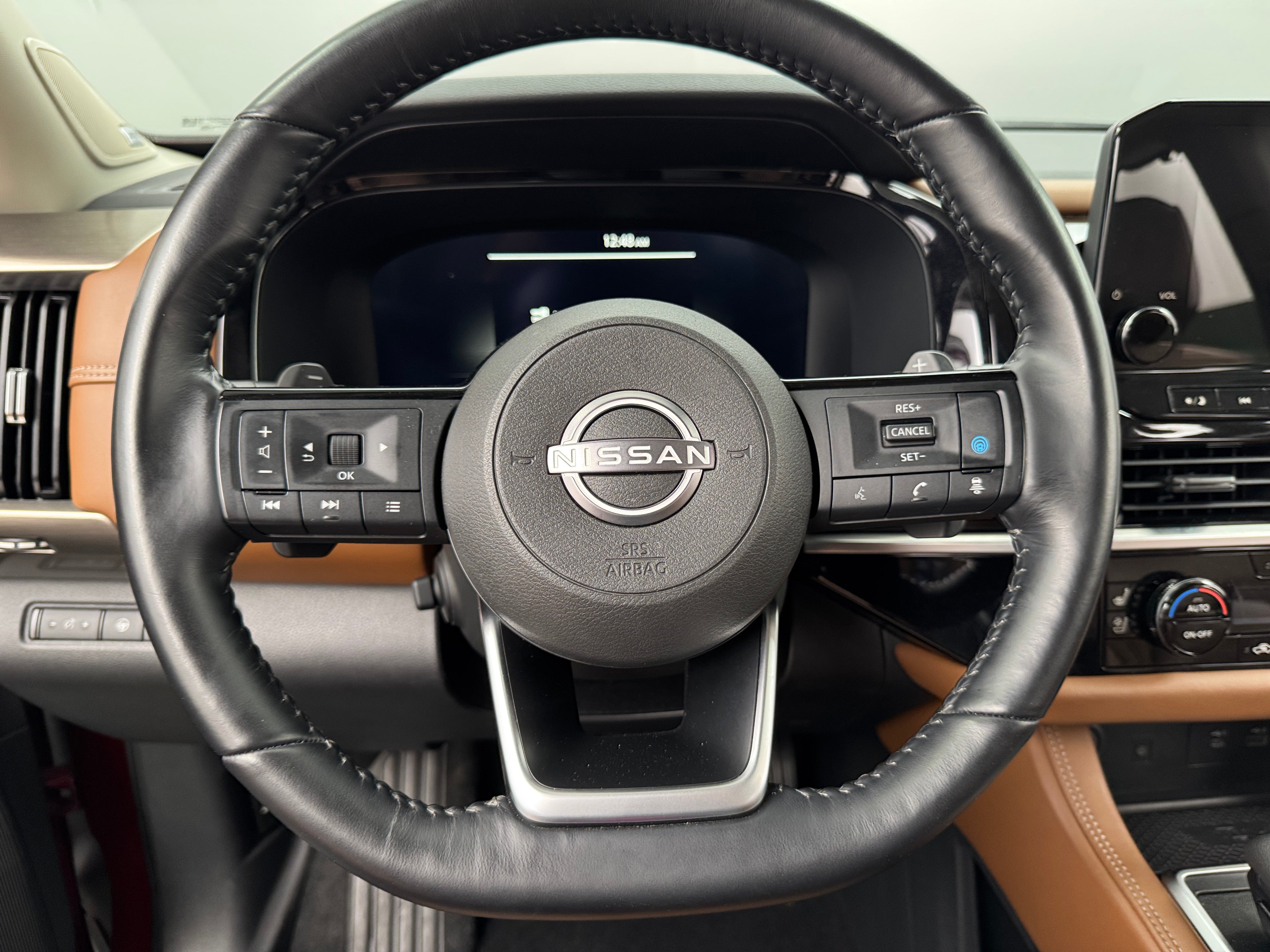 2022 Nissan Pathfinder Platinum 4