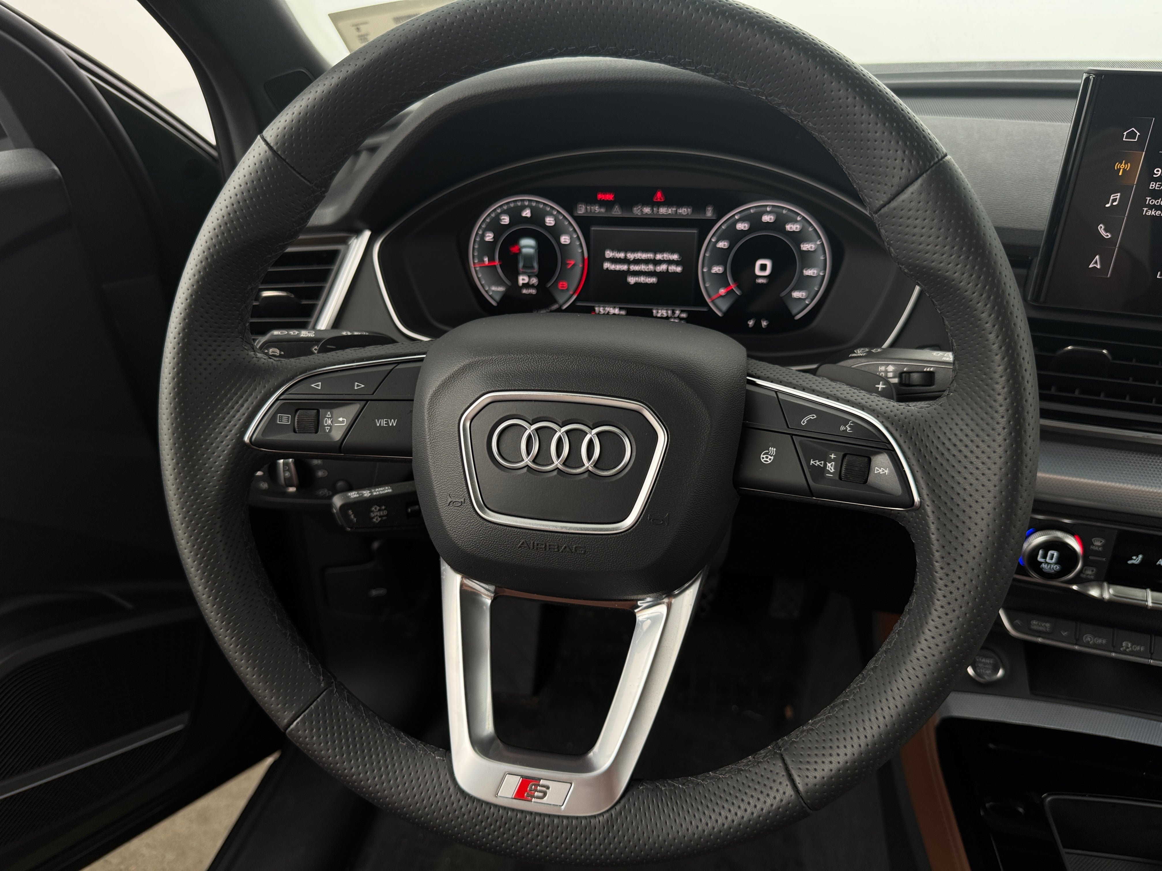 Thumbnail: 2024 Audi Q5 - 4