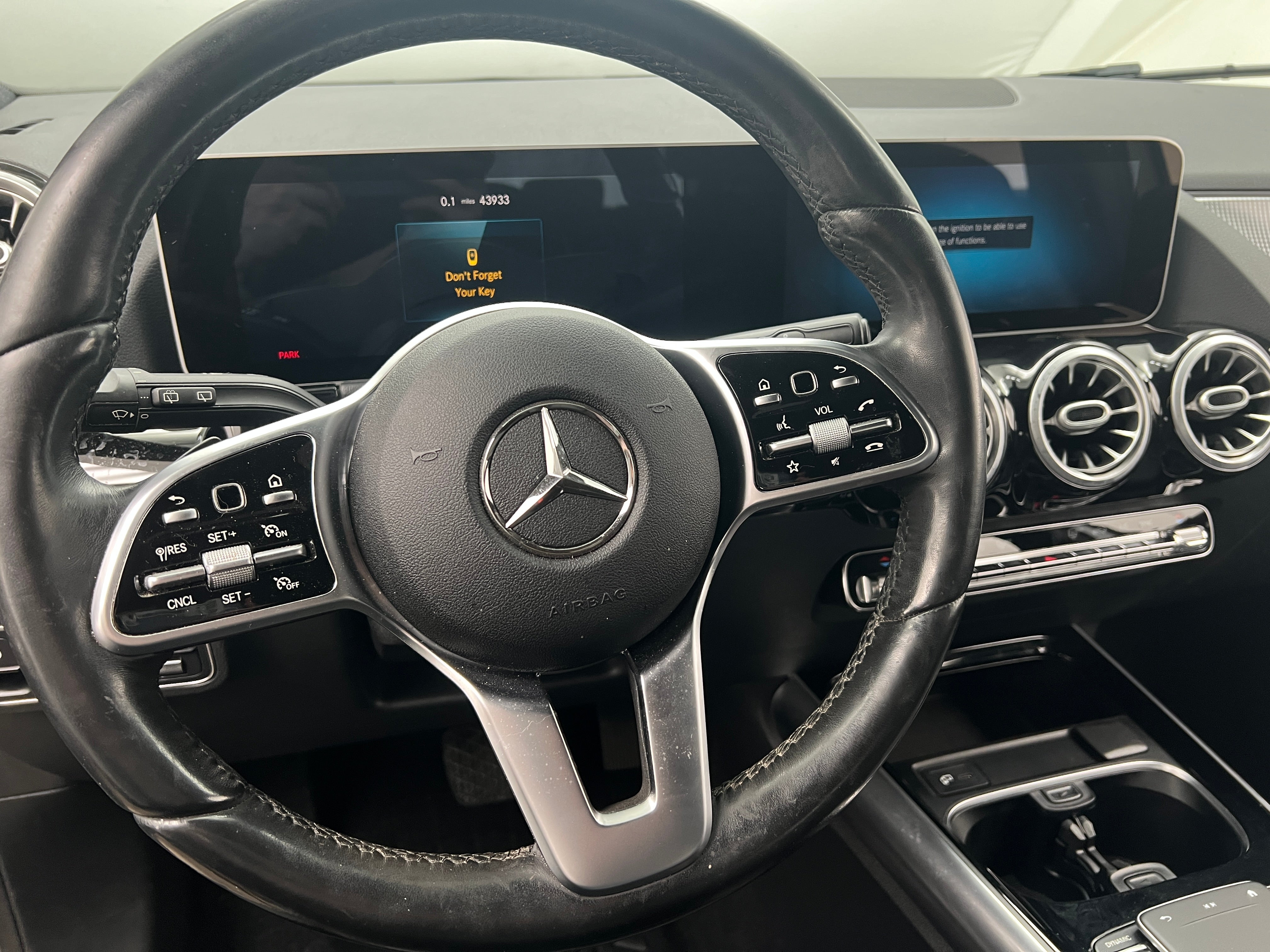 2021 Mercedes-Benz GLA 250 4MATIC 4