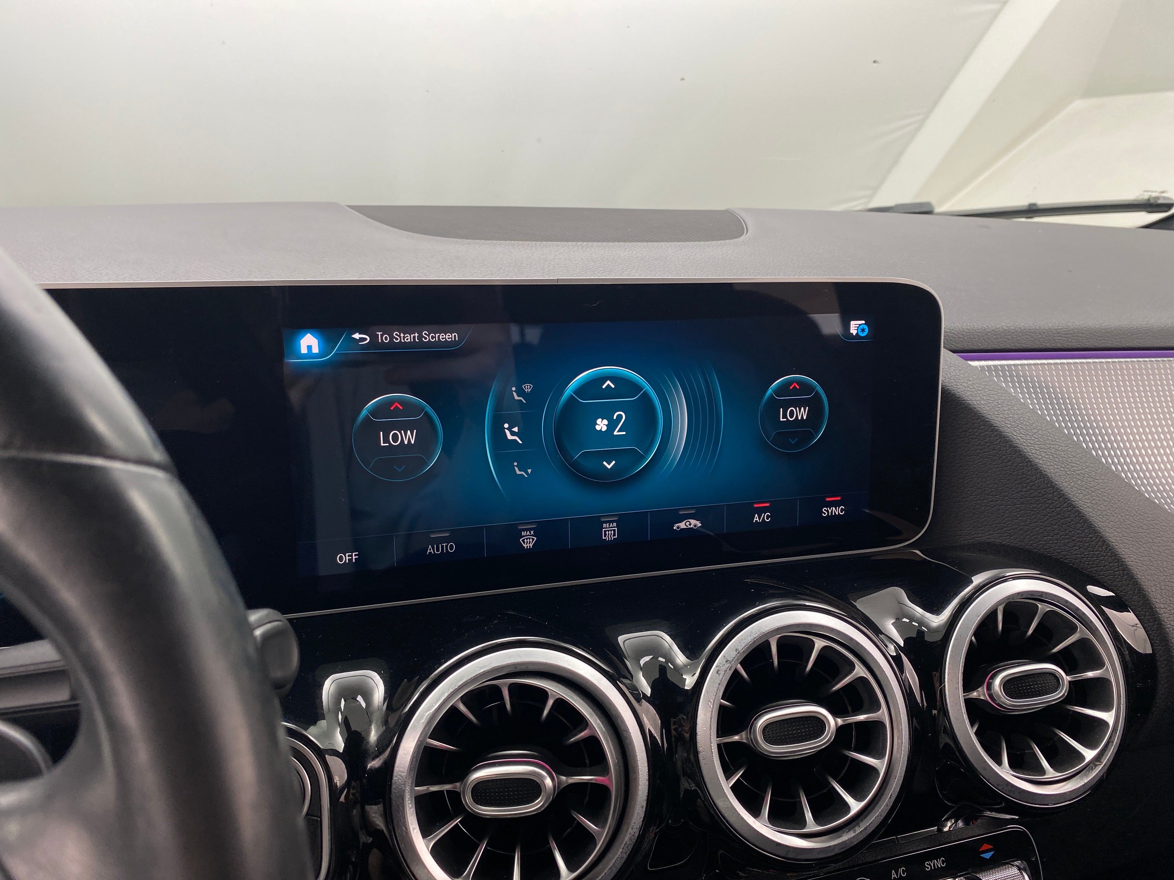 2021 Mercedes-Benz GLA 250 4MATIC 3