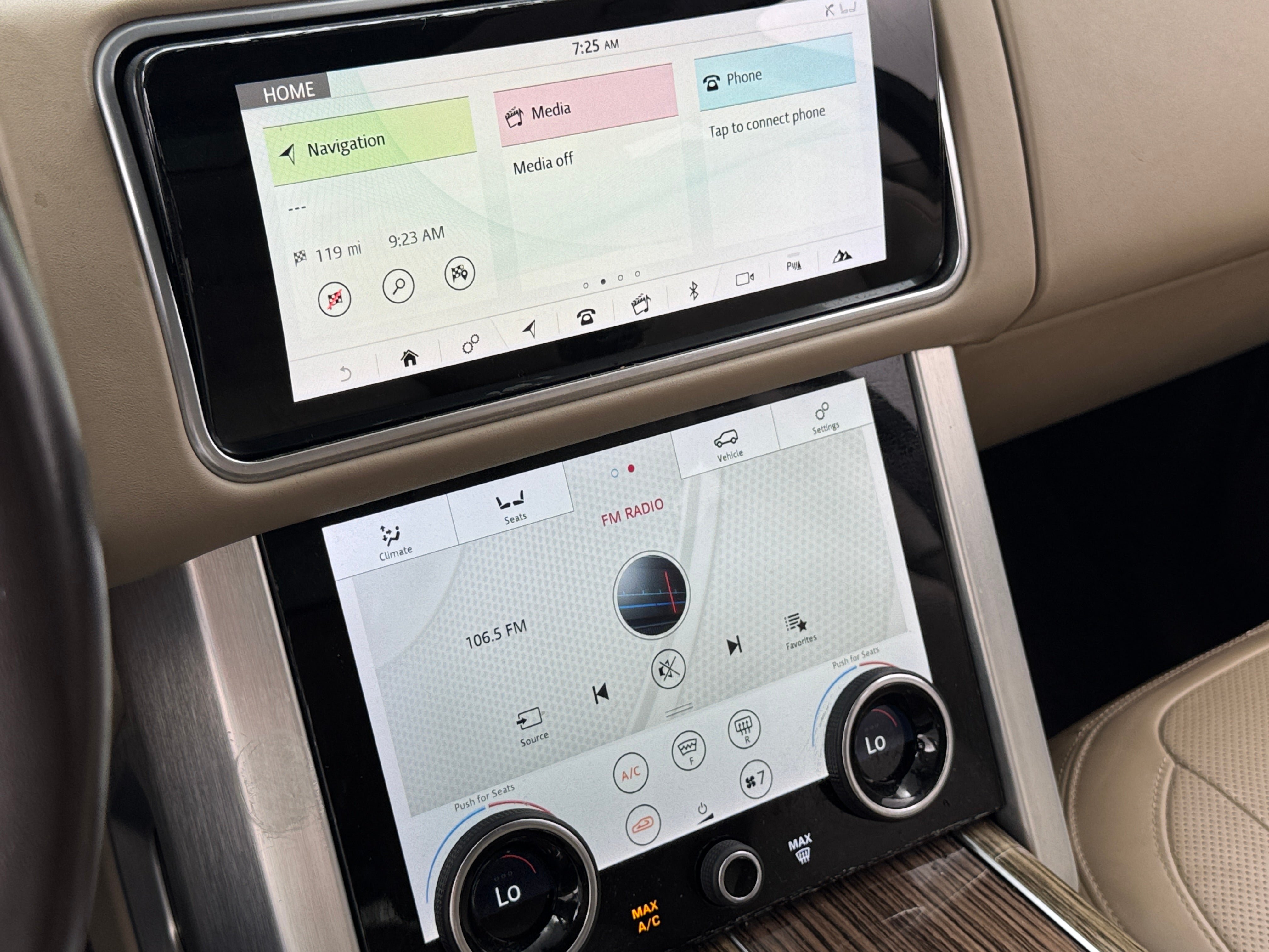 2019 Land Rover Range Rover HSE 3