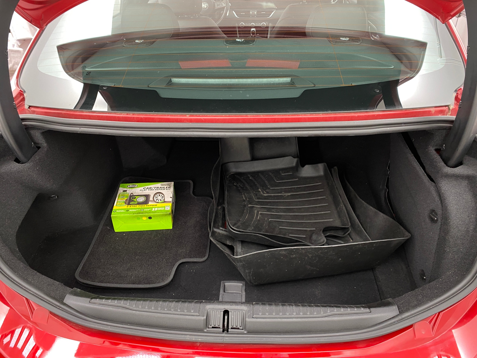 Thumbnail: 2018 Alfa Romeo Giulia - 6