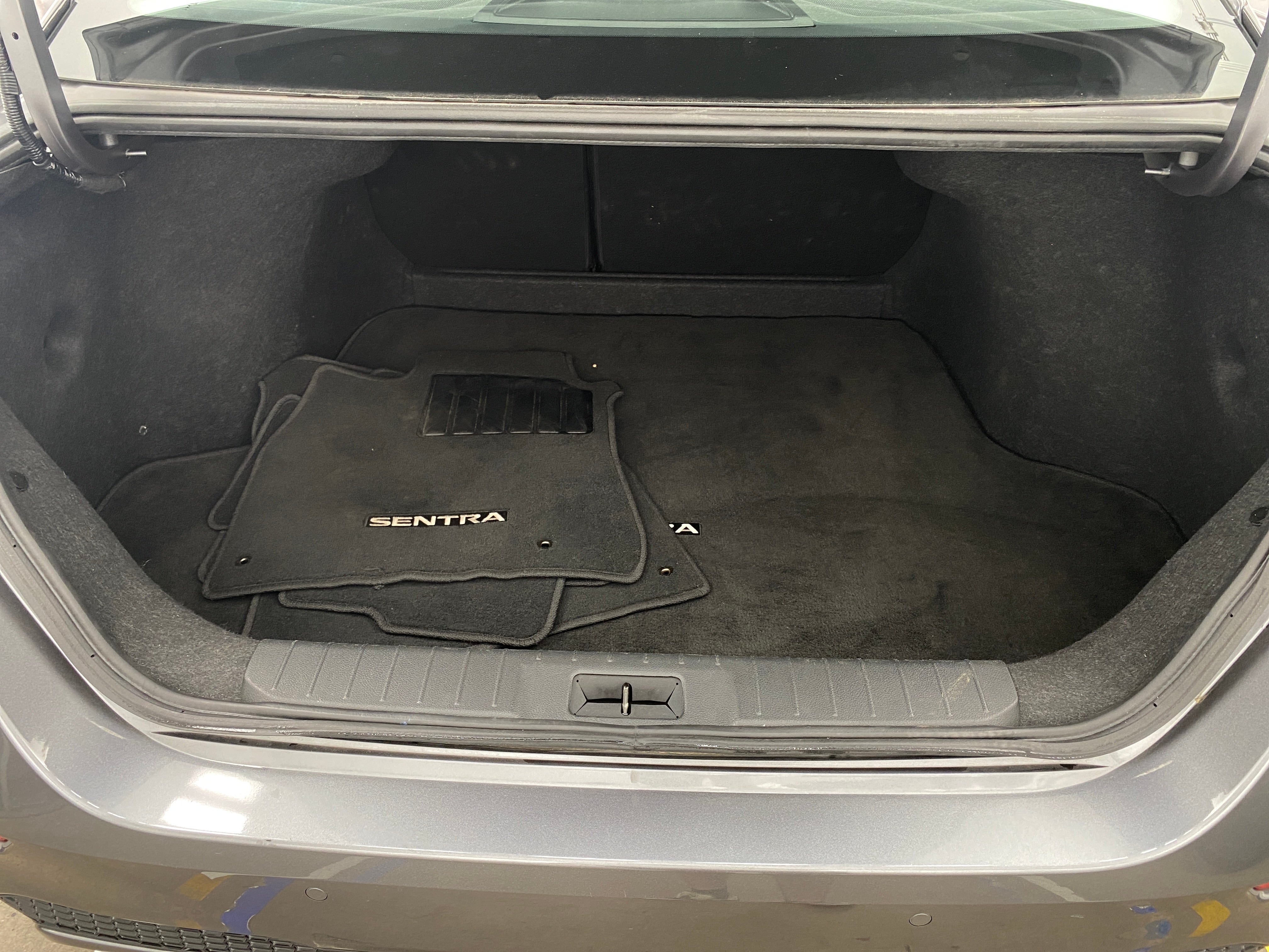 2024 Nissan Sentra SV 7