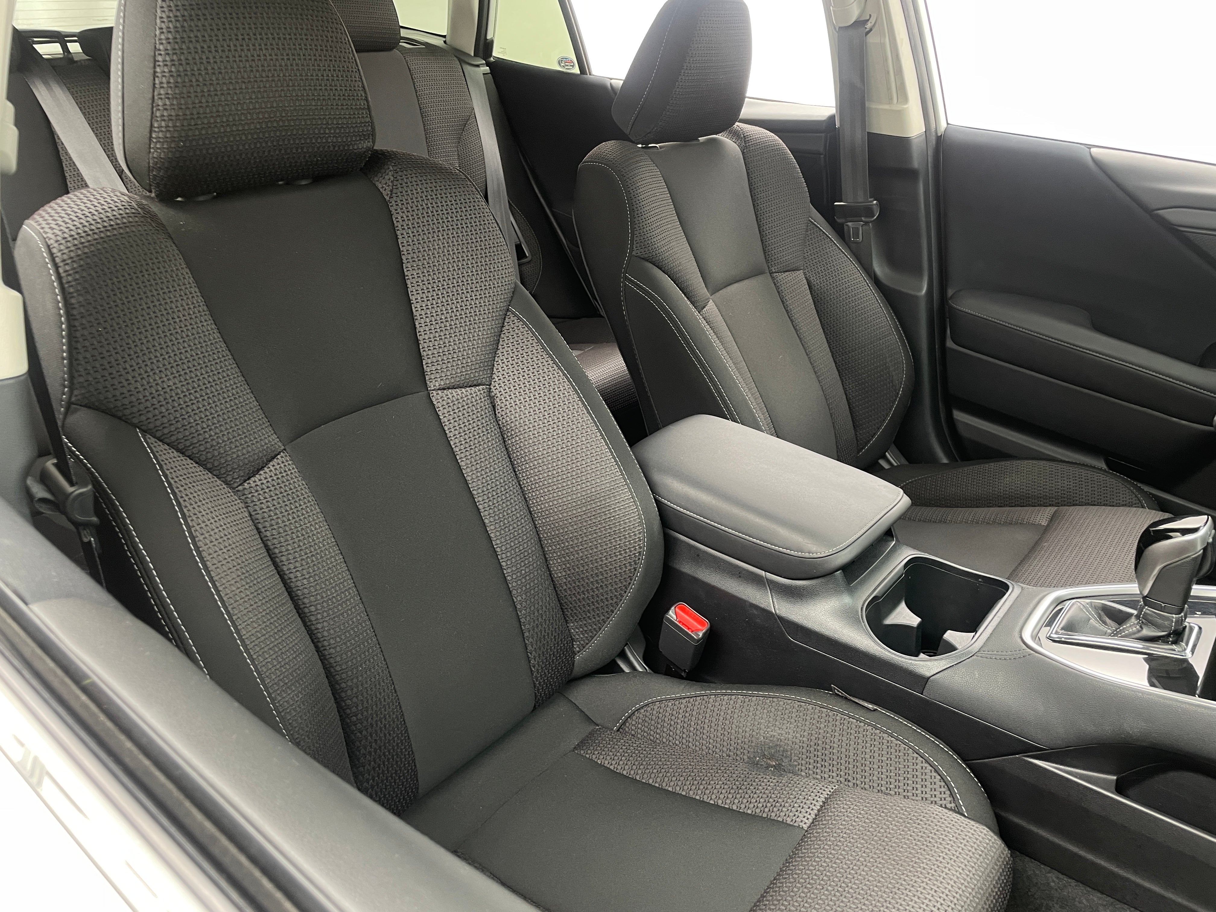 2022 Subaru Outback Premium 2