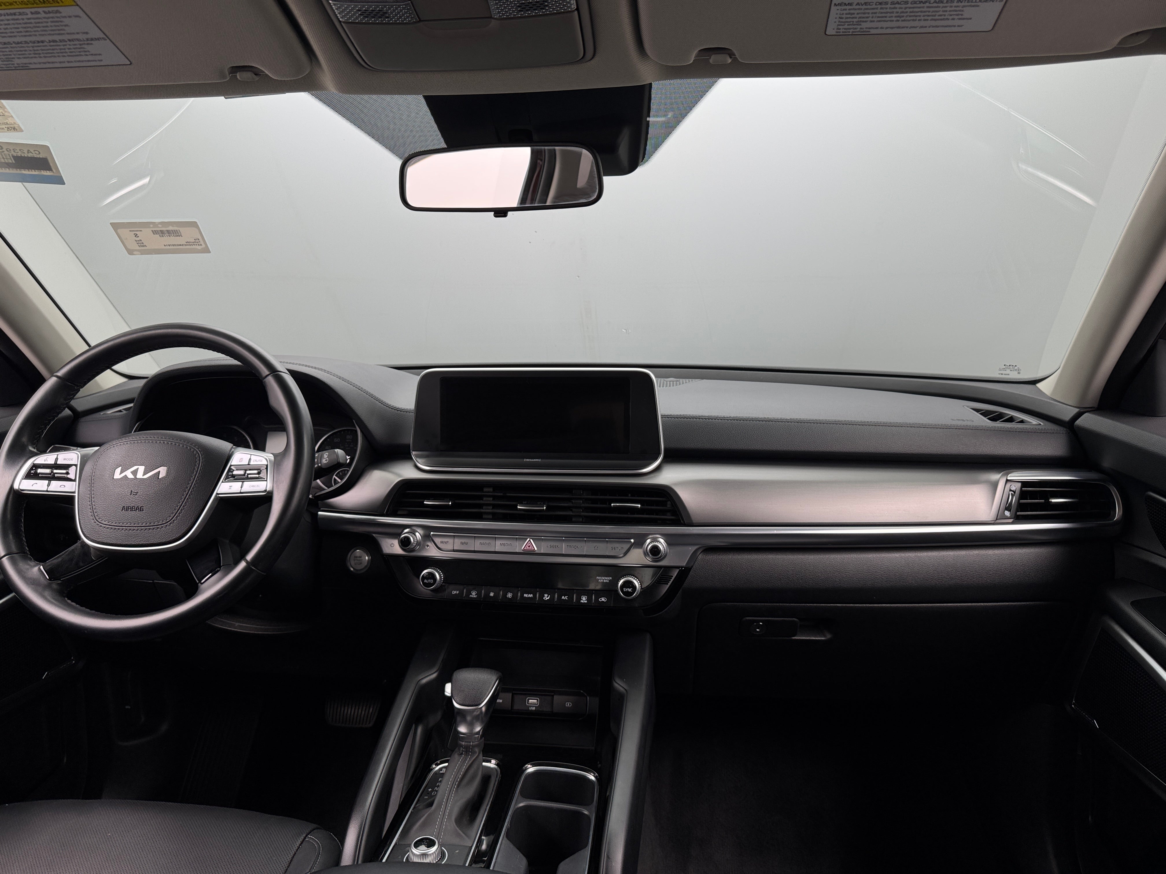 2022 Kia Telluride LX 2
