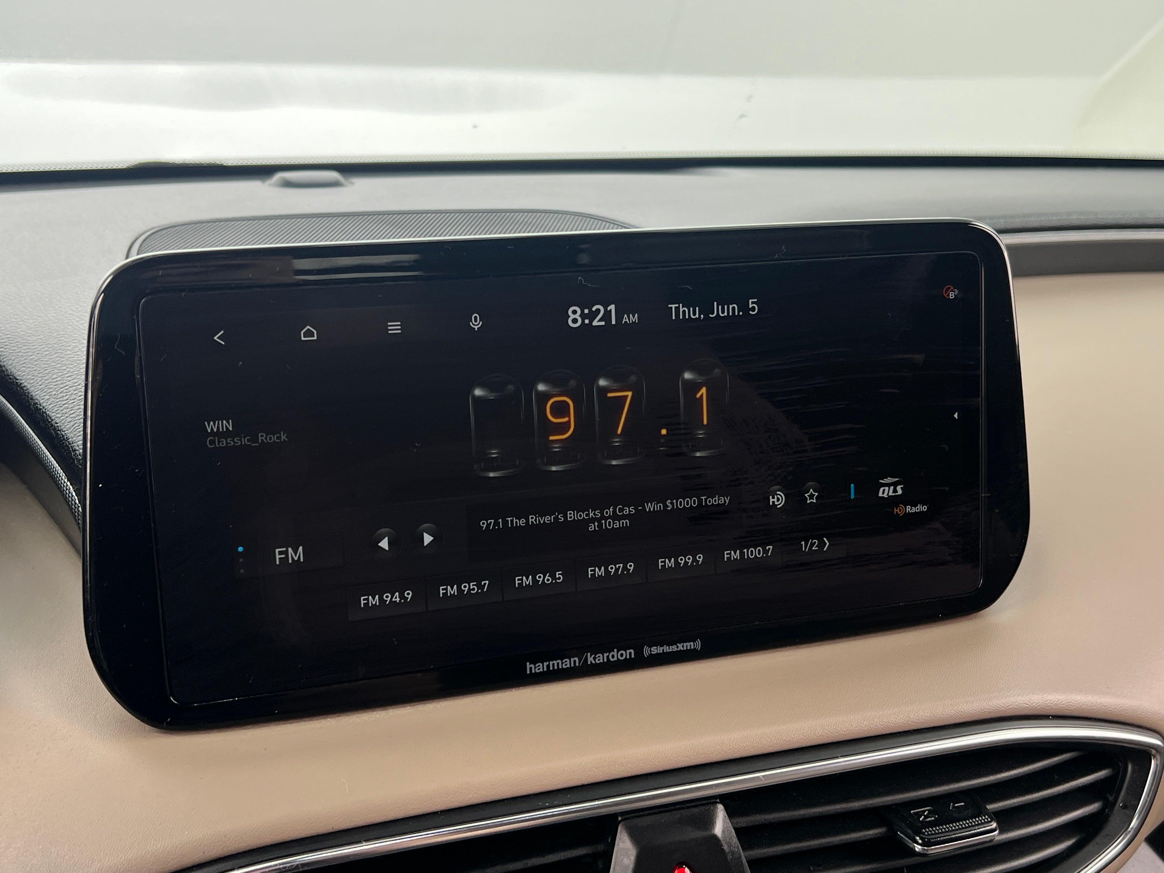 2022 Hyundai Santa Fe Limited 3