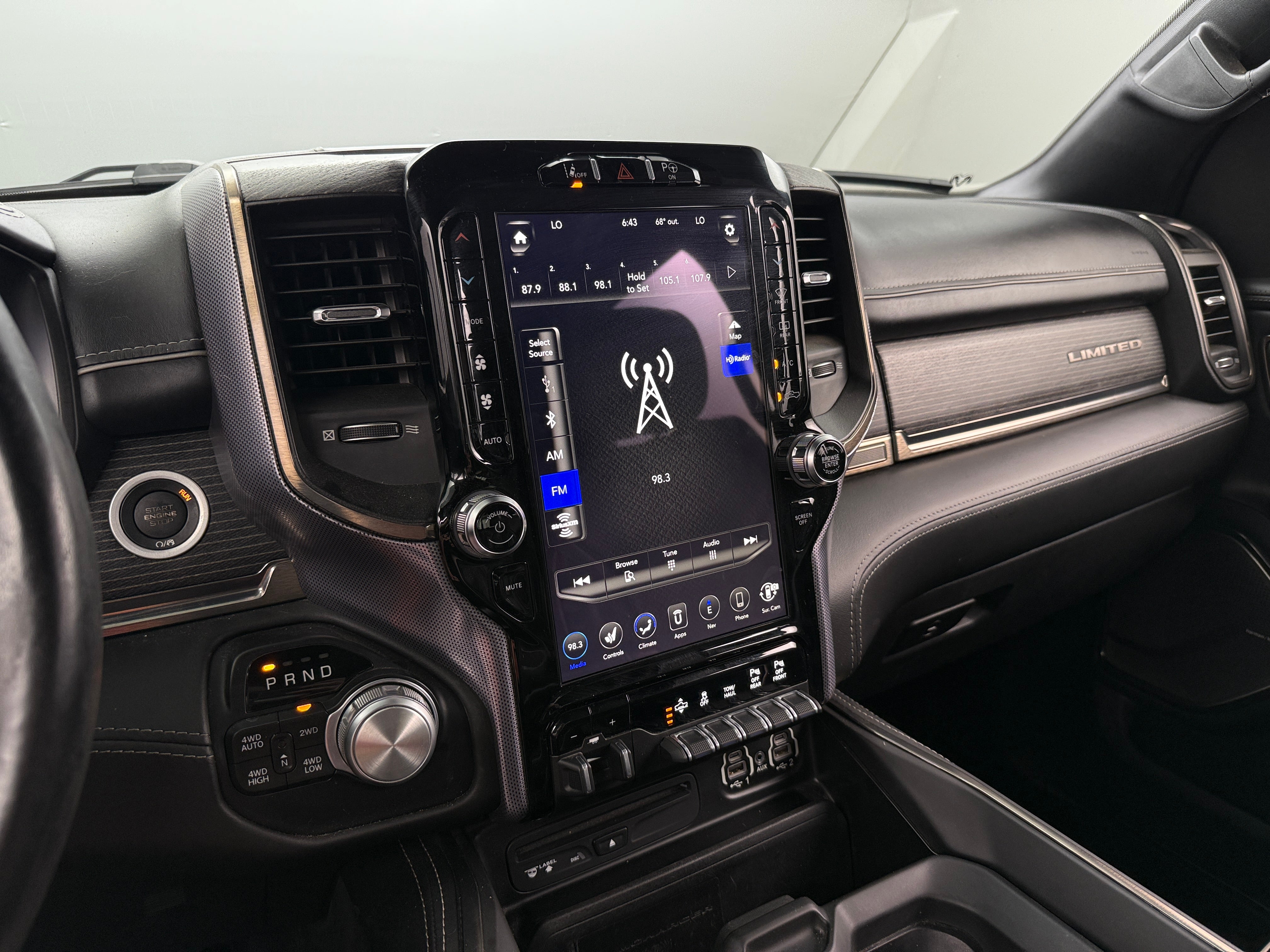 2019 RAM 1500 Limited 3