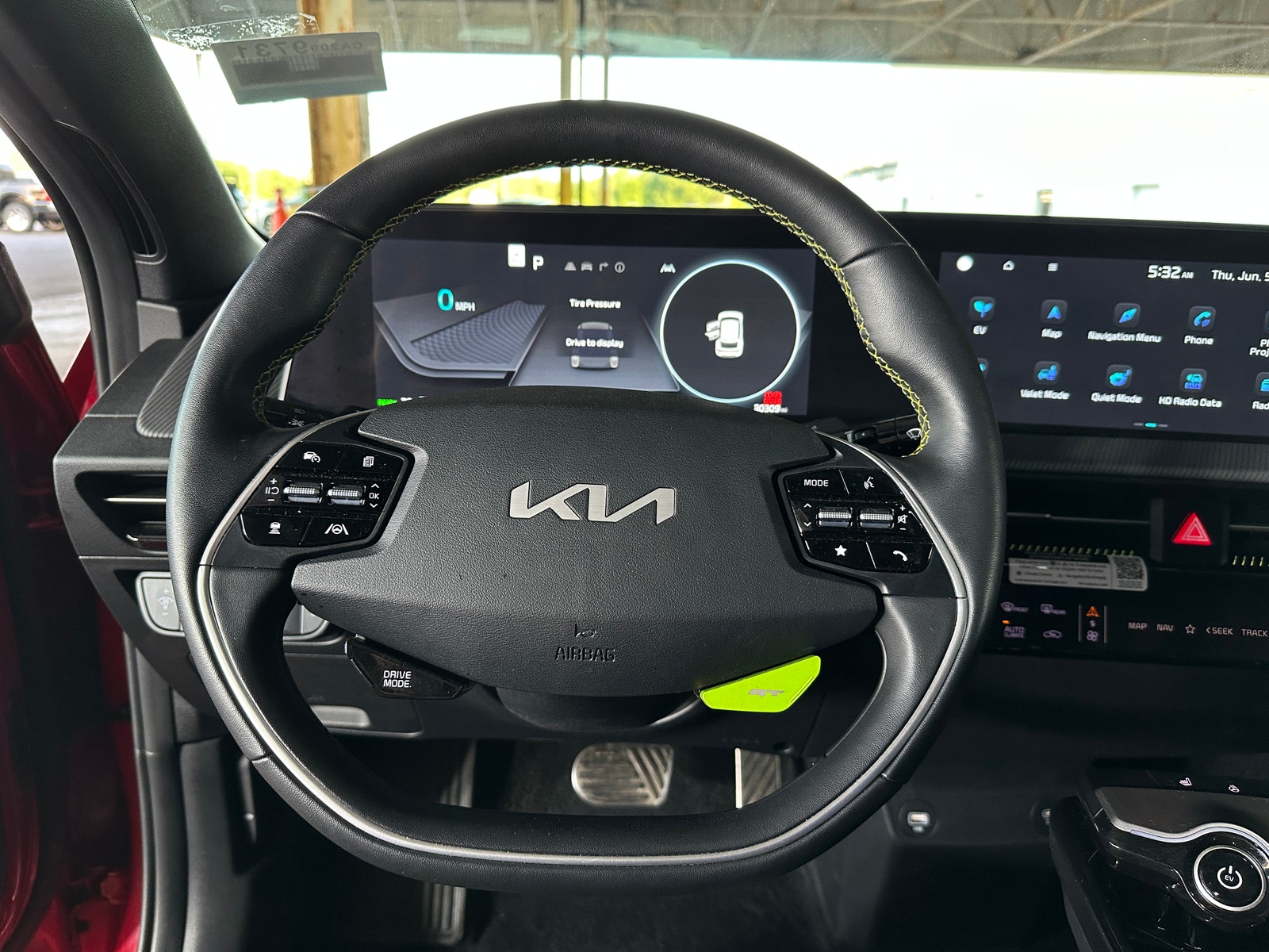 Thumbnail: 2023 Kia EV6 - 5