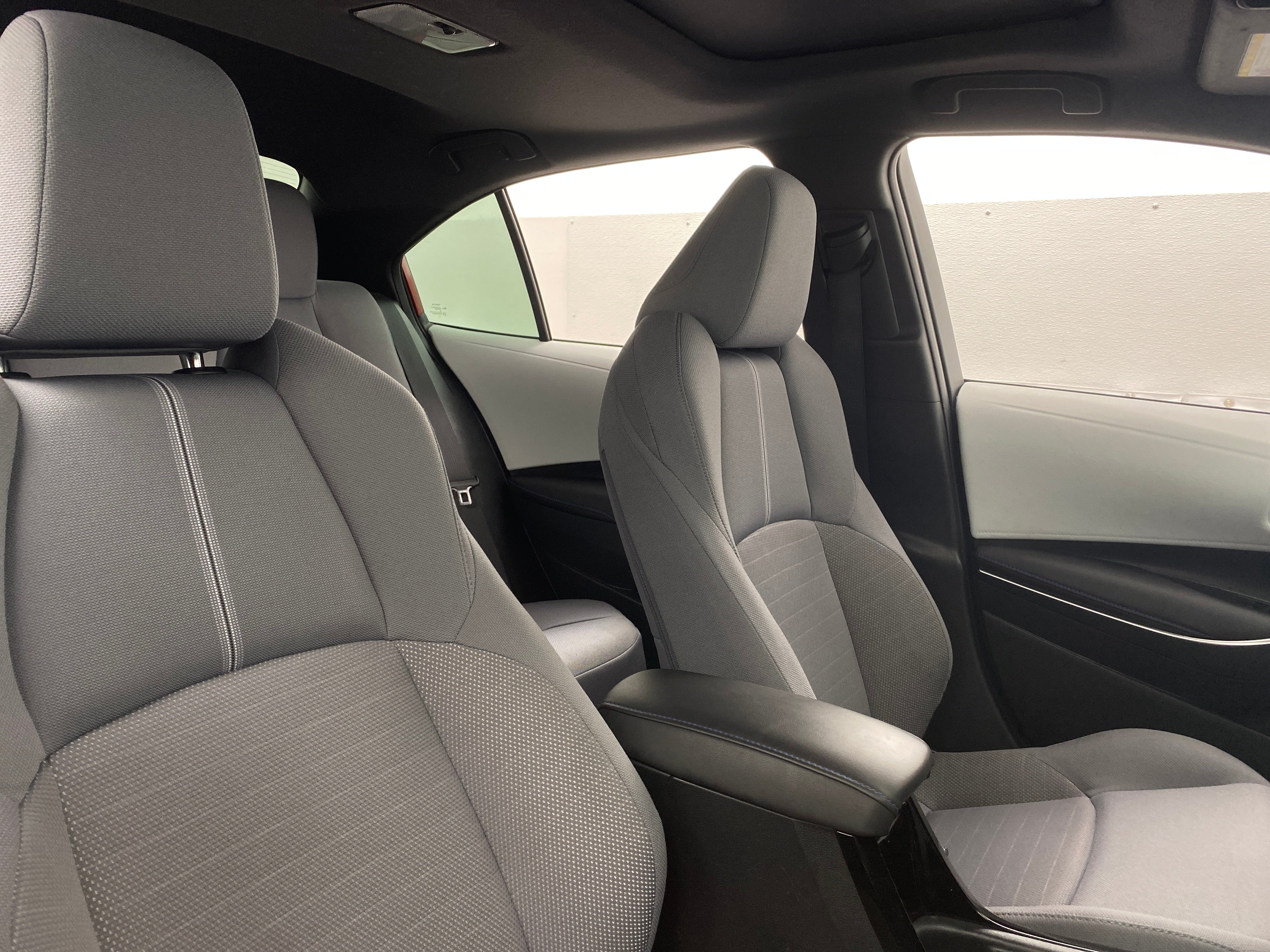2020 Toyota Corolla SE 2