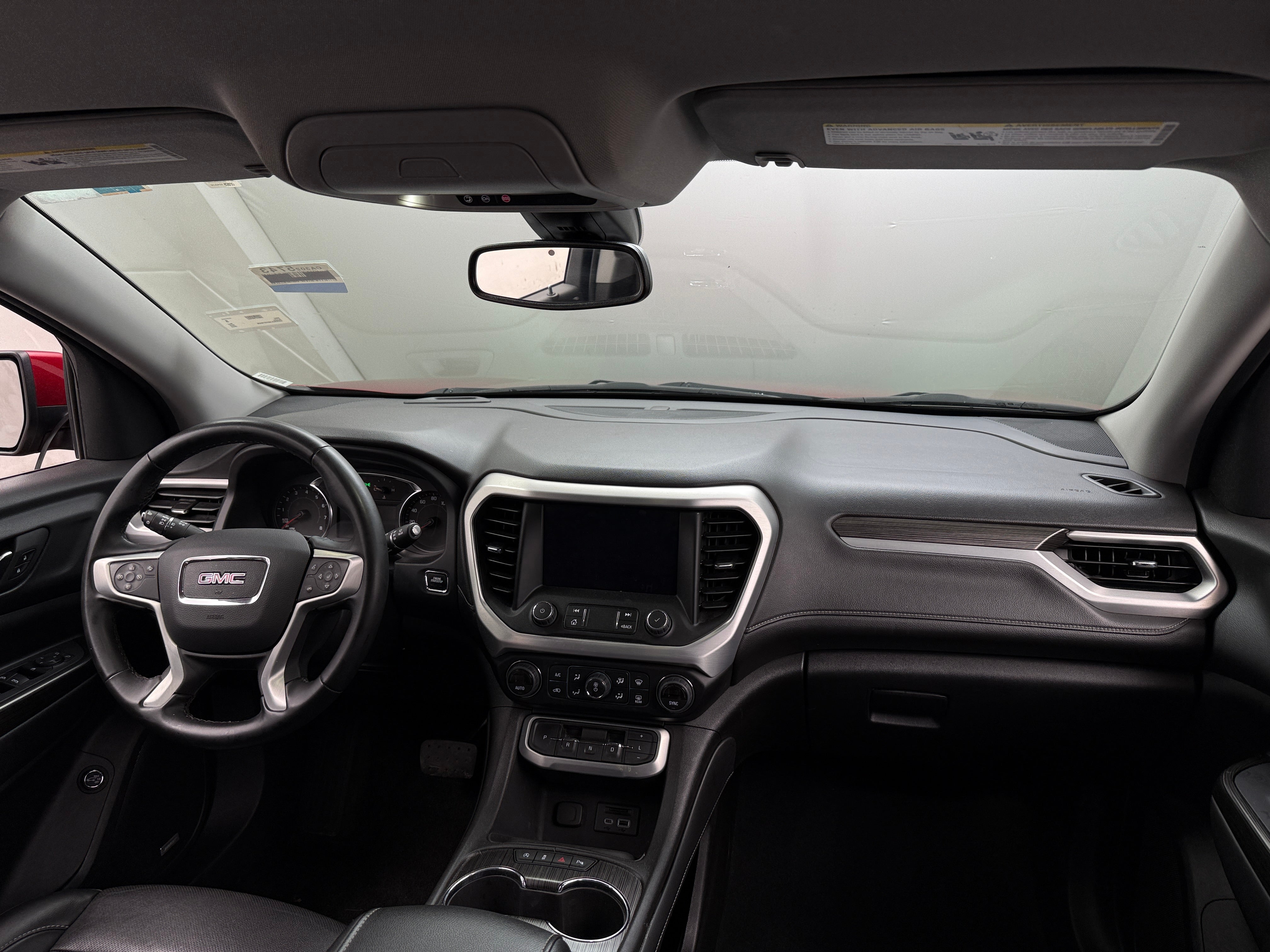2023 GMC Acadia SLT 2