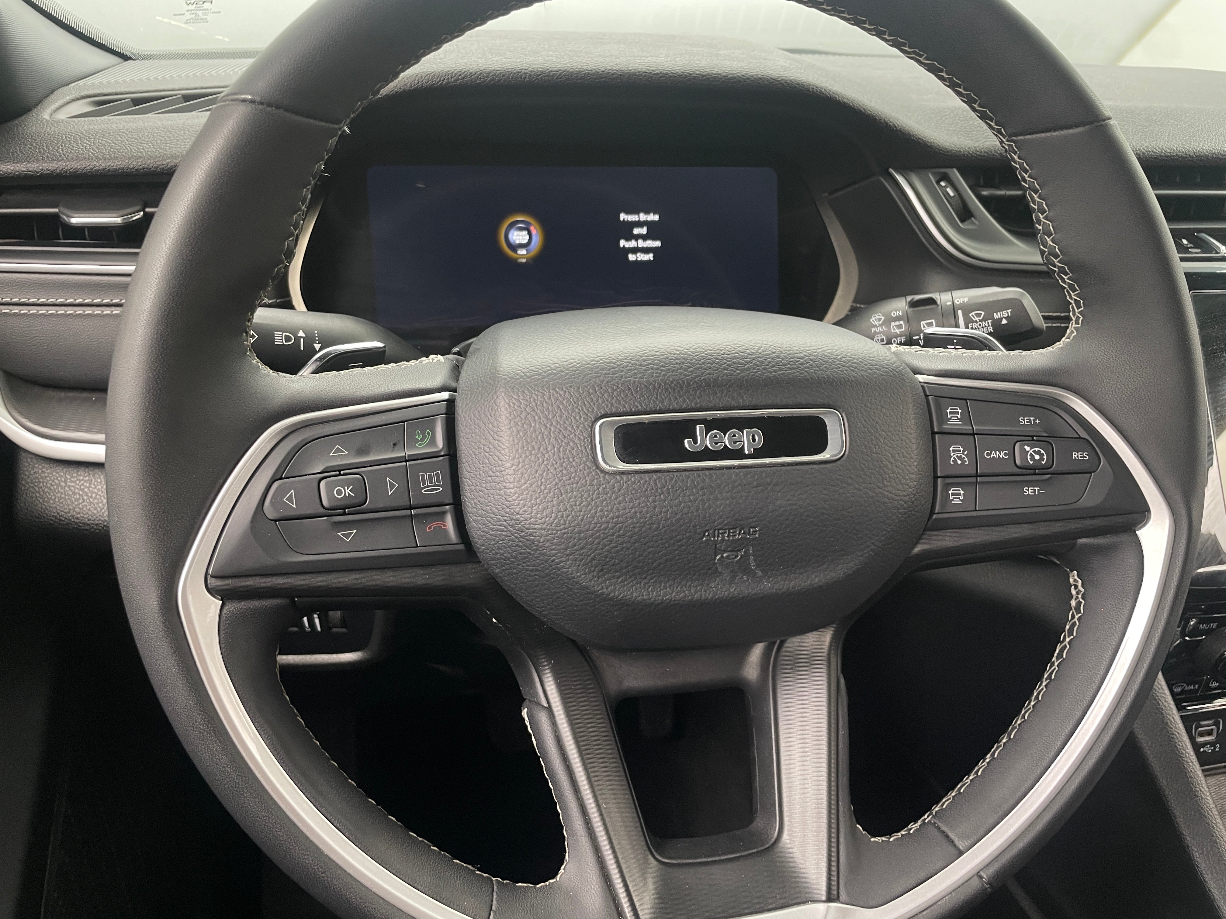 2024 Jeep Grand Cherokee L Altitude 5