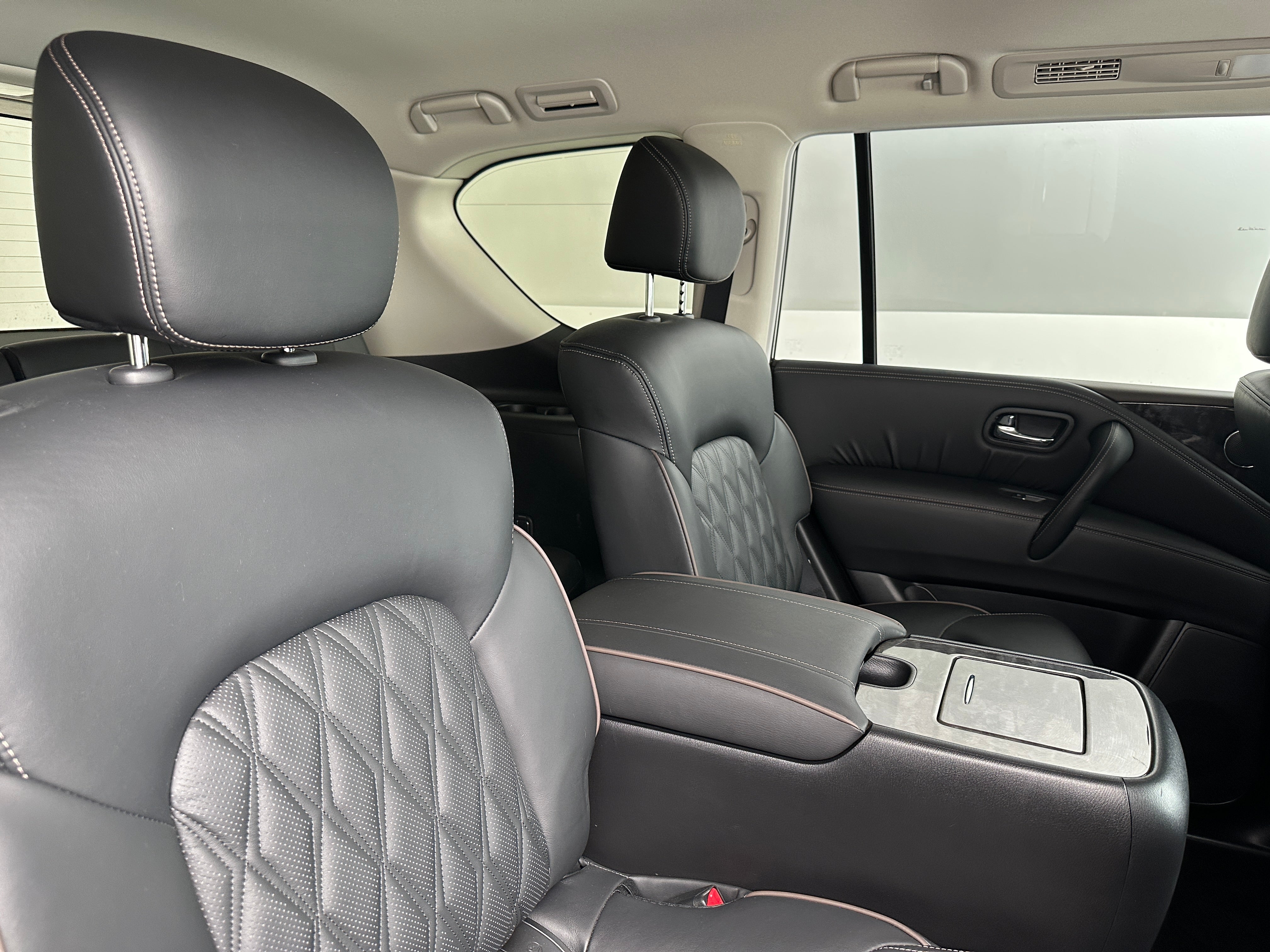 2024 Nissan Armada Platinum Edition 5