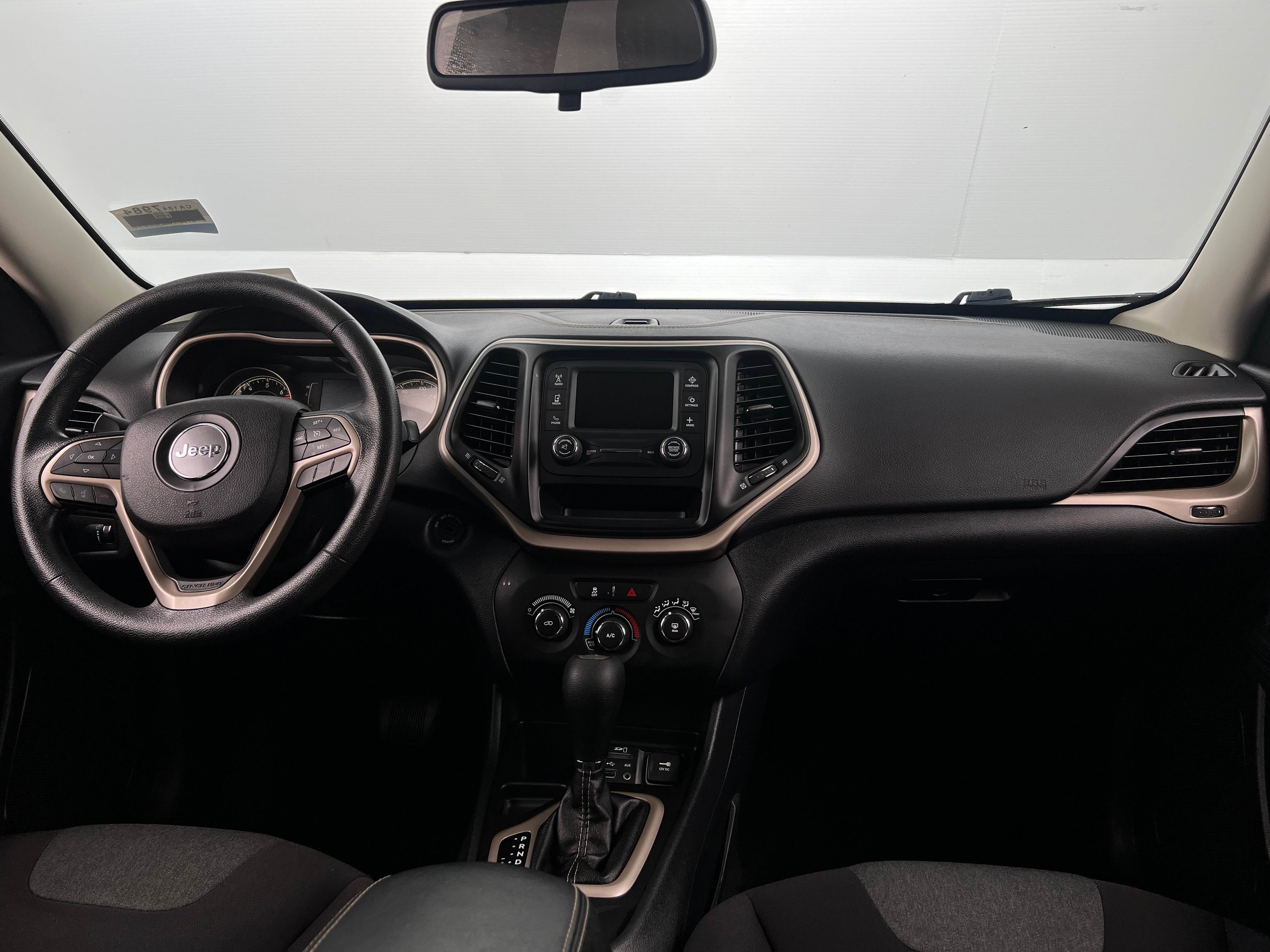 2016 Jeep Cherokee Sport 3