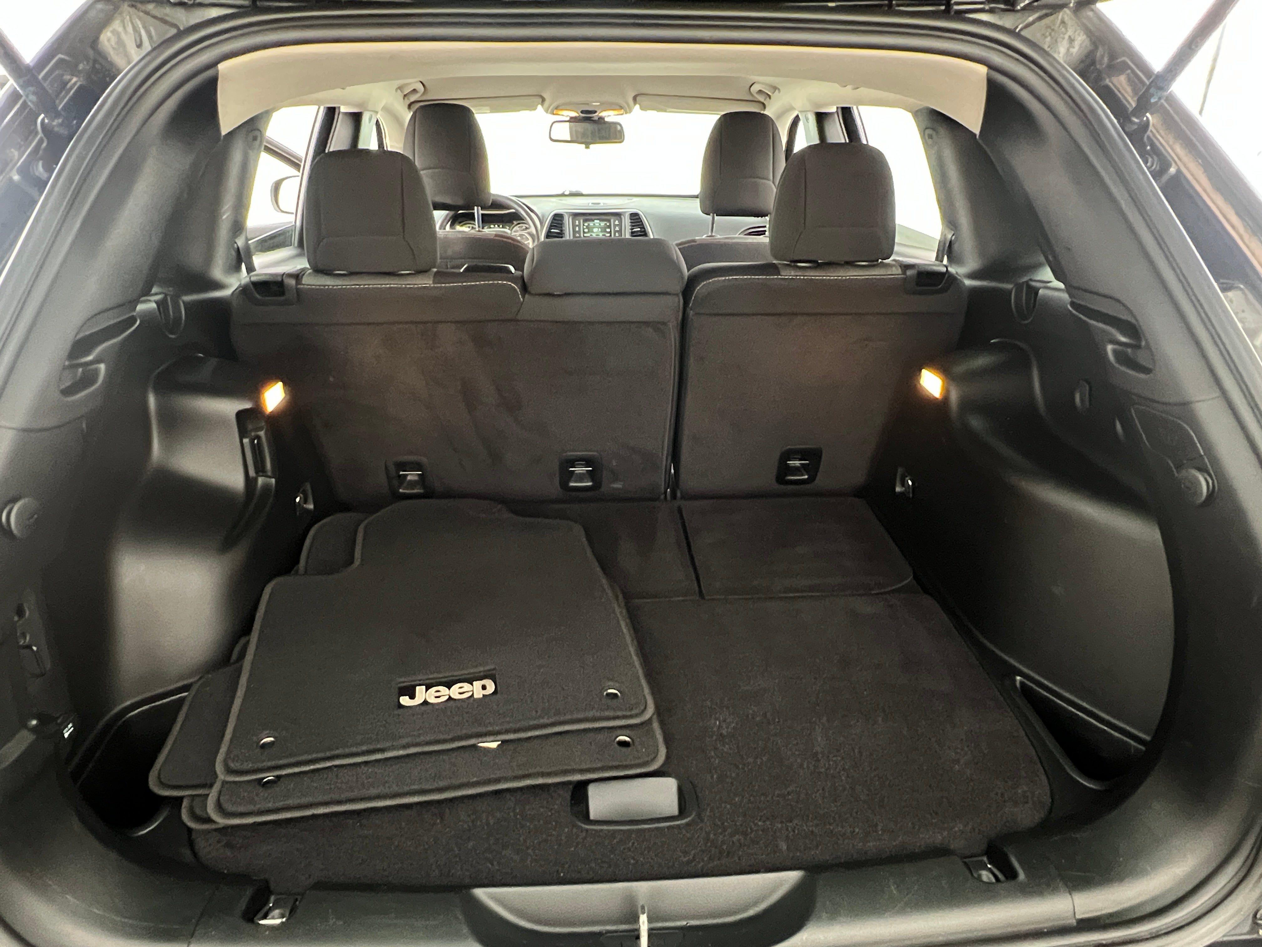2016 Jeep Cherokee Sport 7