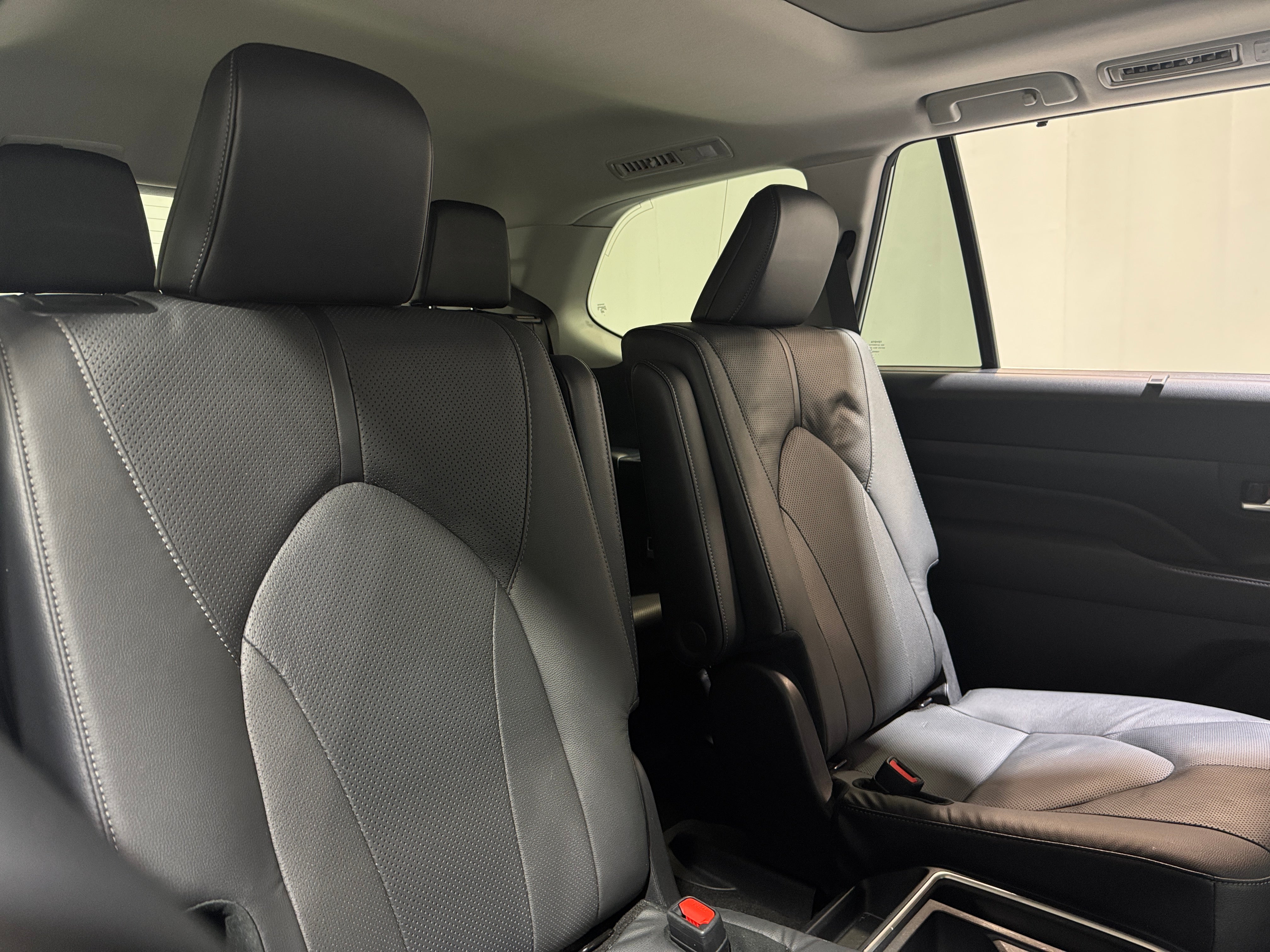 2024 Toyota Grand Highlander Limited 5
