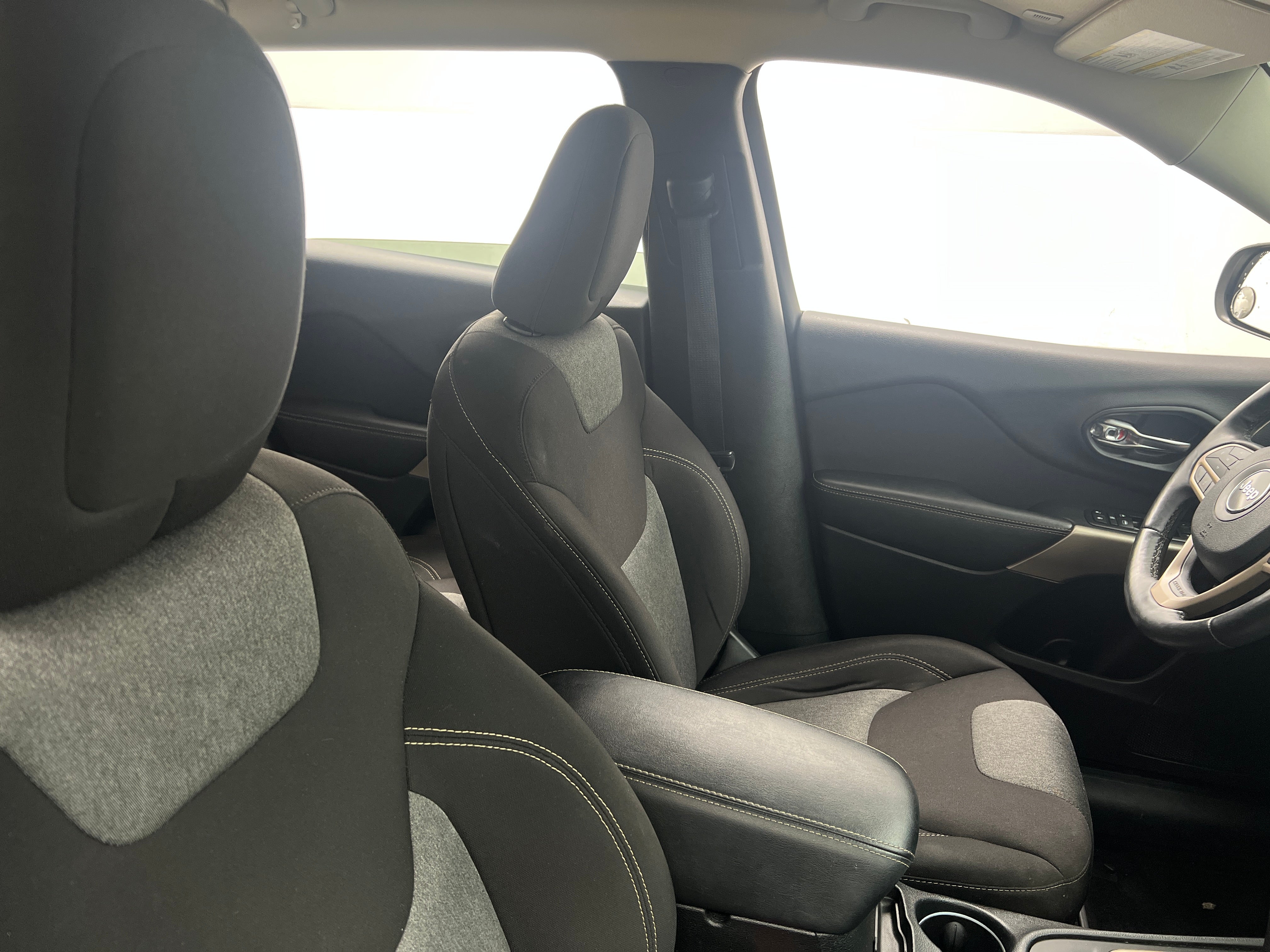 2018 Jeep Cherokee Latitude 2