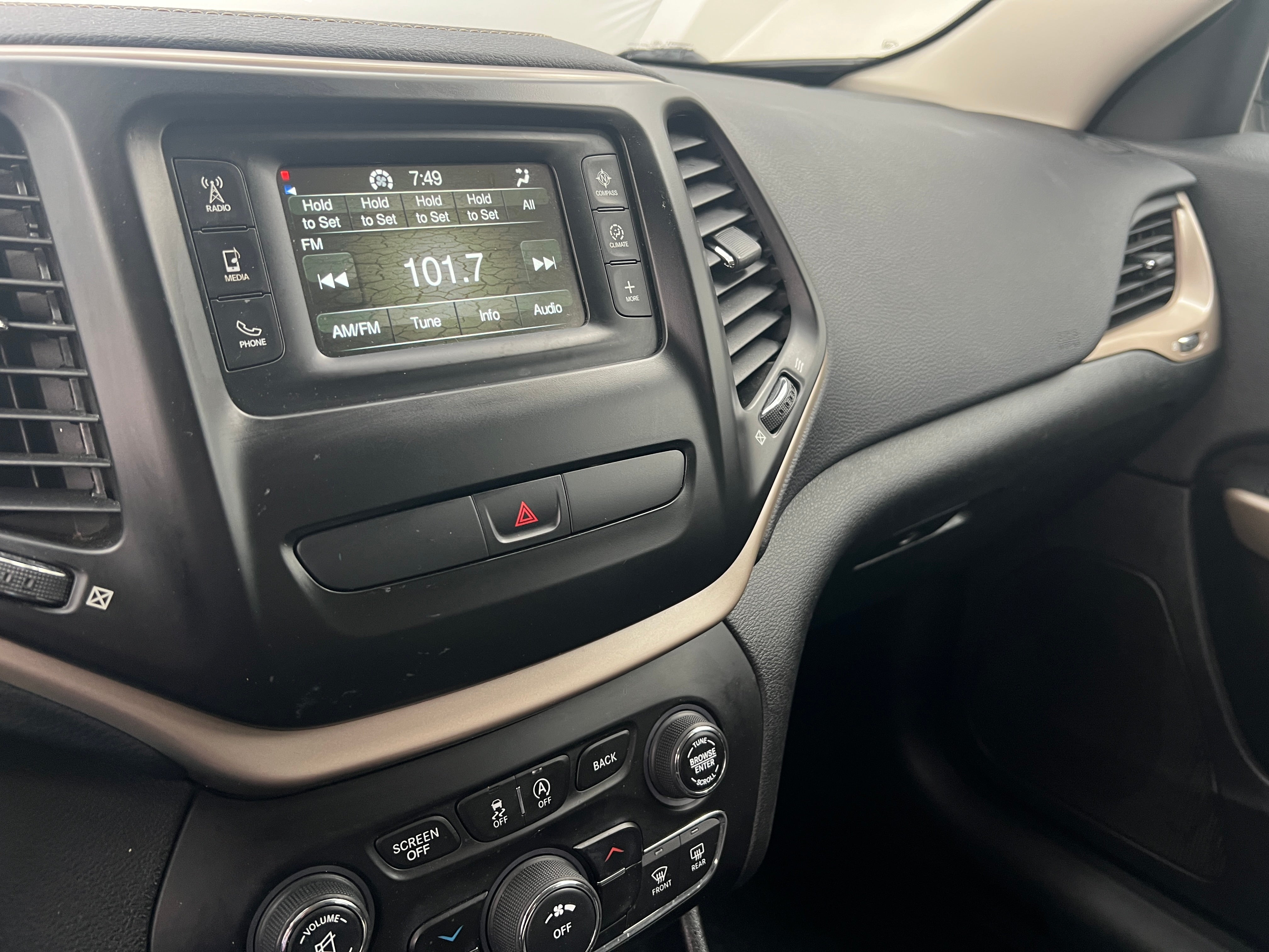 2018 Jeep Cherokee Latitude 4