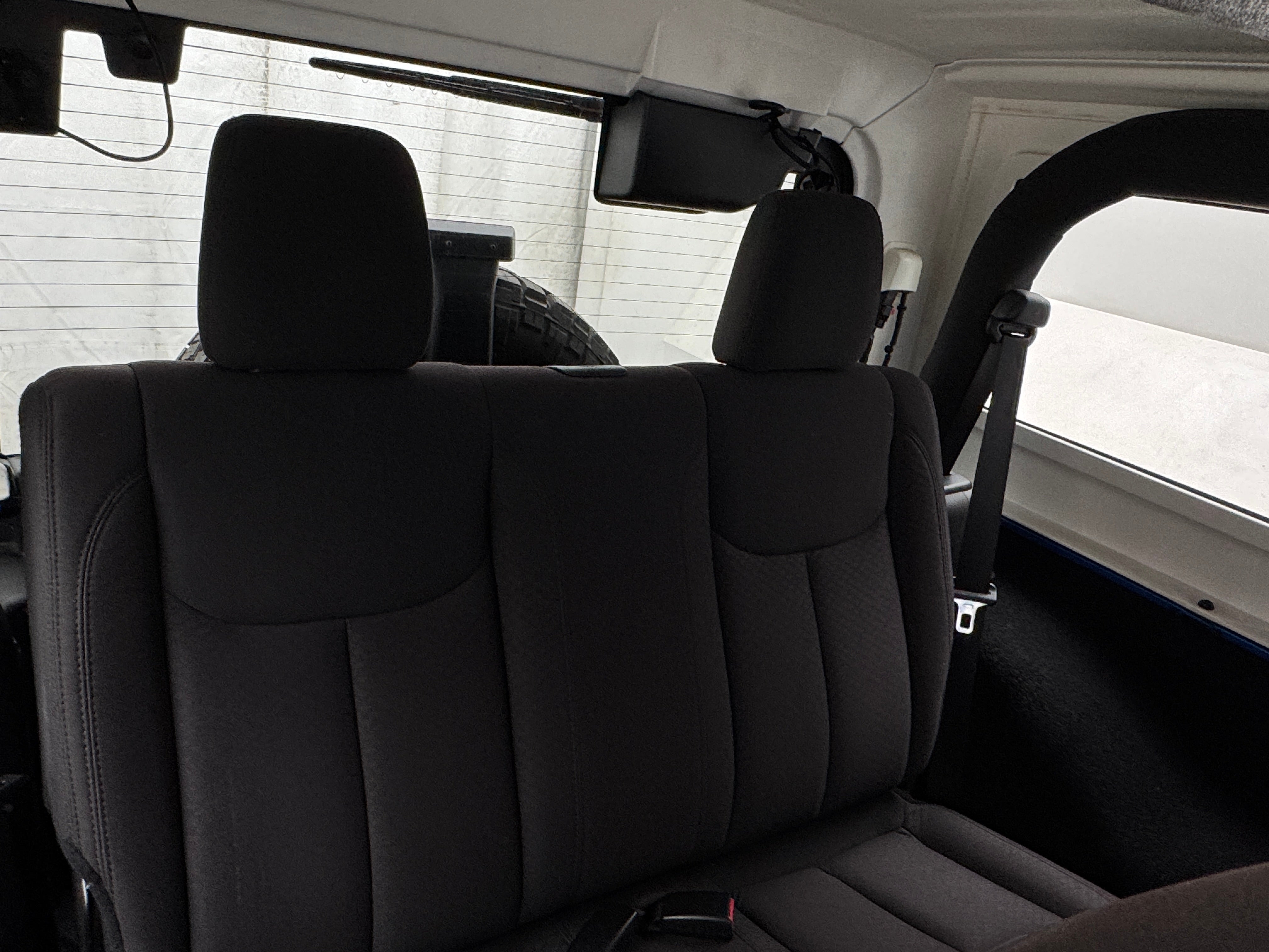 Thumbnail: 2015 Jeep Wrangler - 6