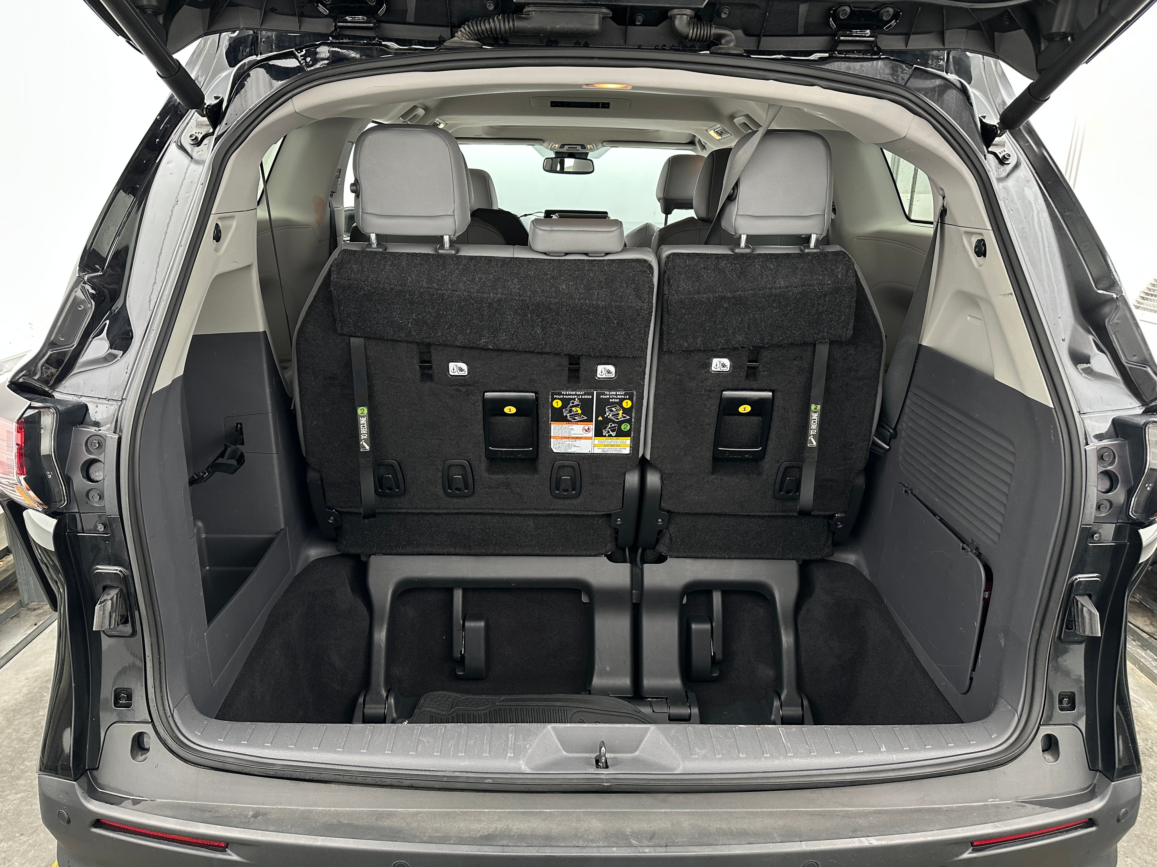 2024 Toyota Sienna XLE 6