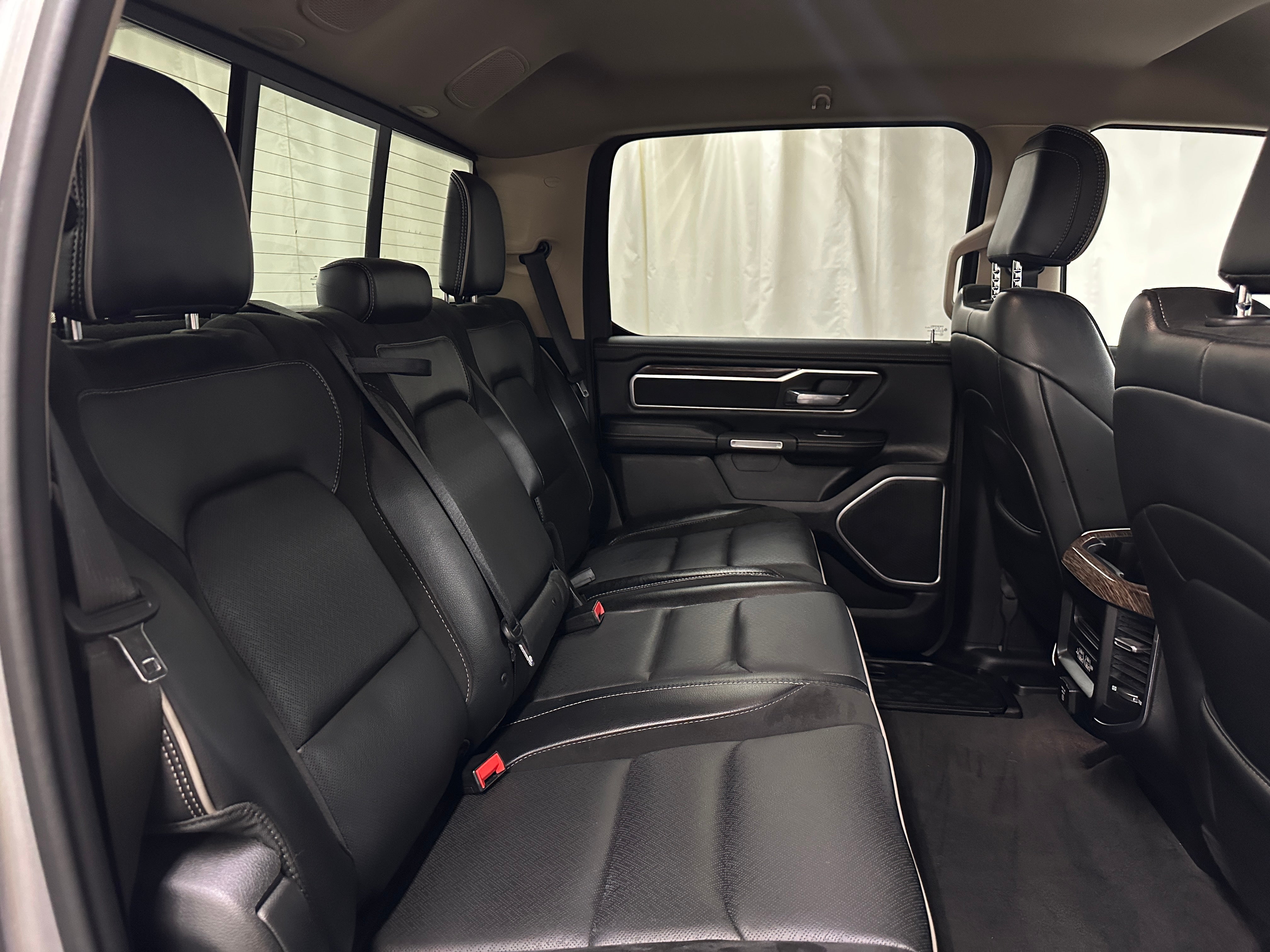 2020 RAM 1500 Laramie 5