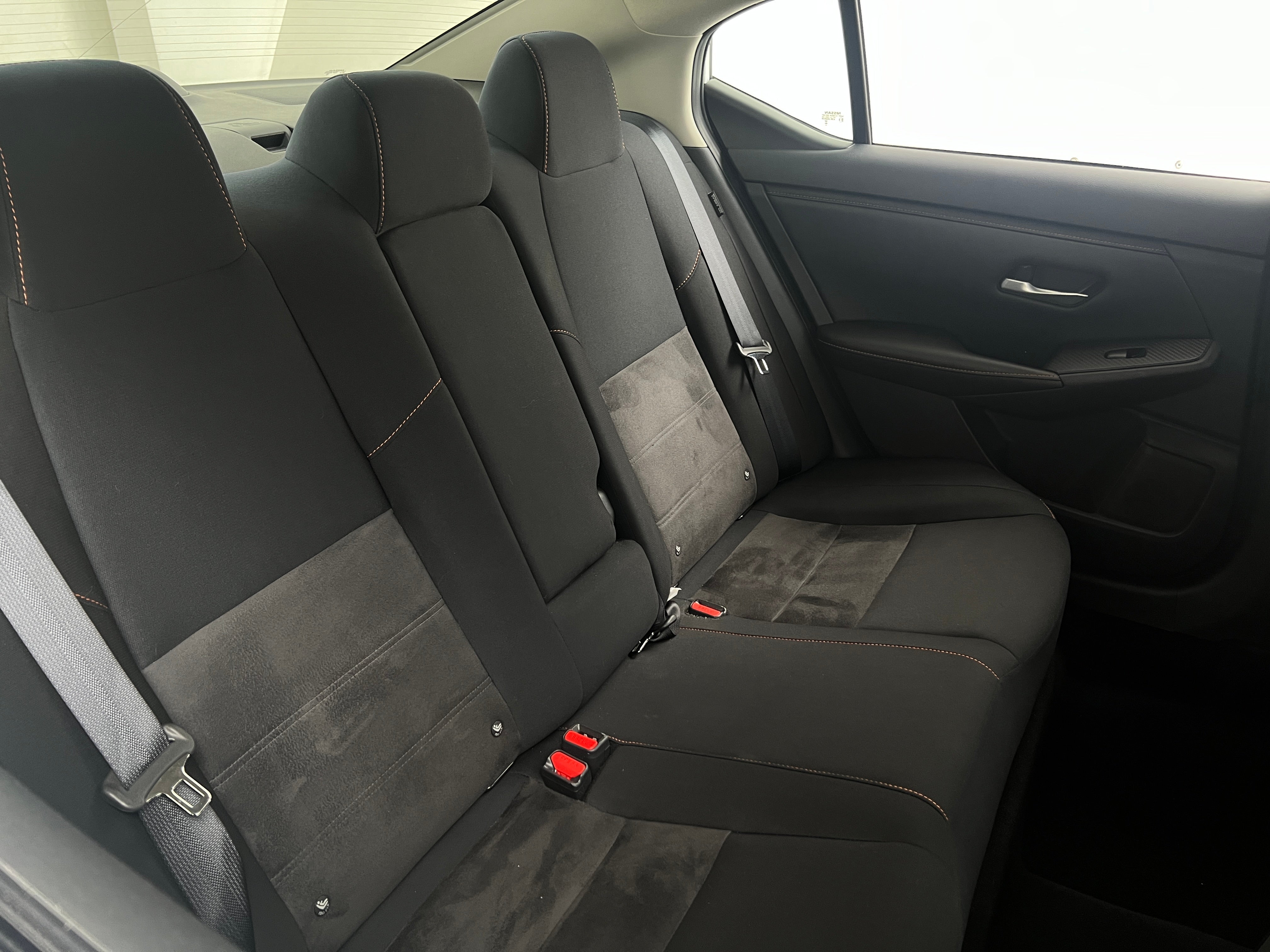 2022 Nissan Sentra SR 6