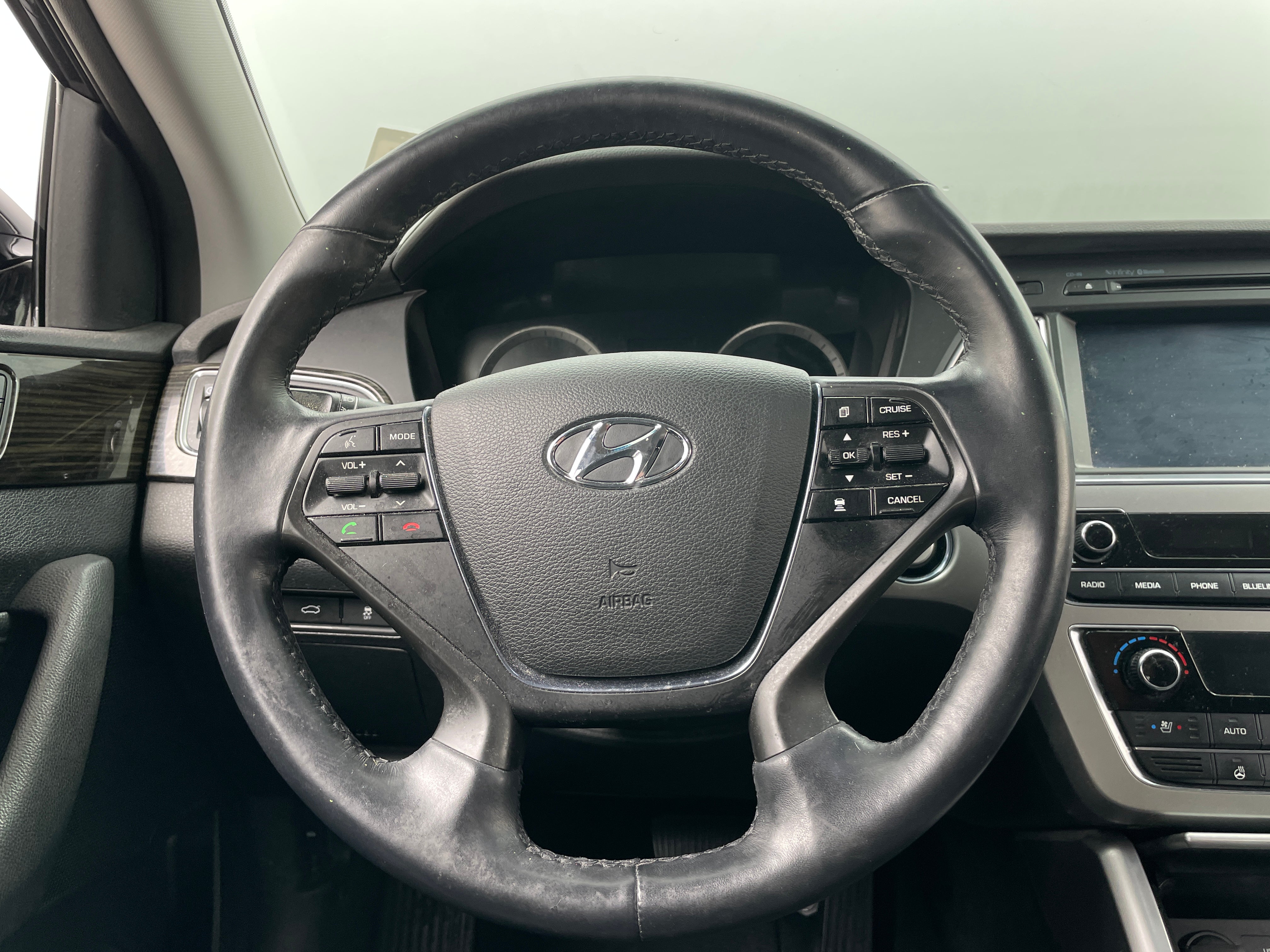 2016 Hyundai Sonata Limited 4