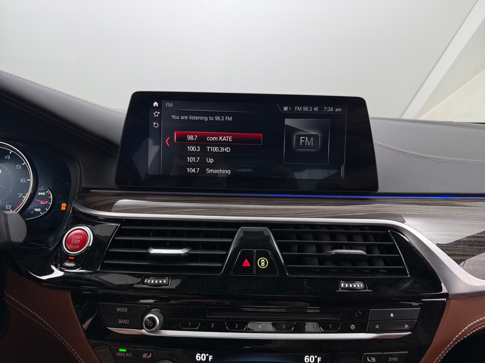 Thumbnail: 2019 BMW M5 - 3