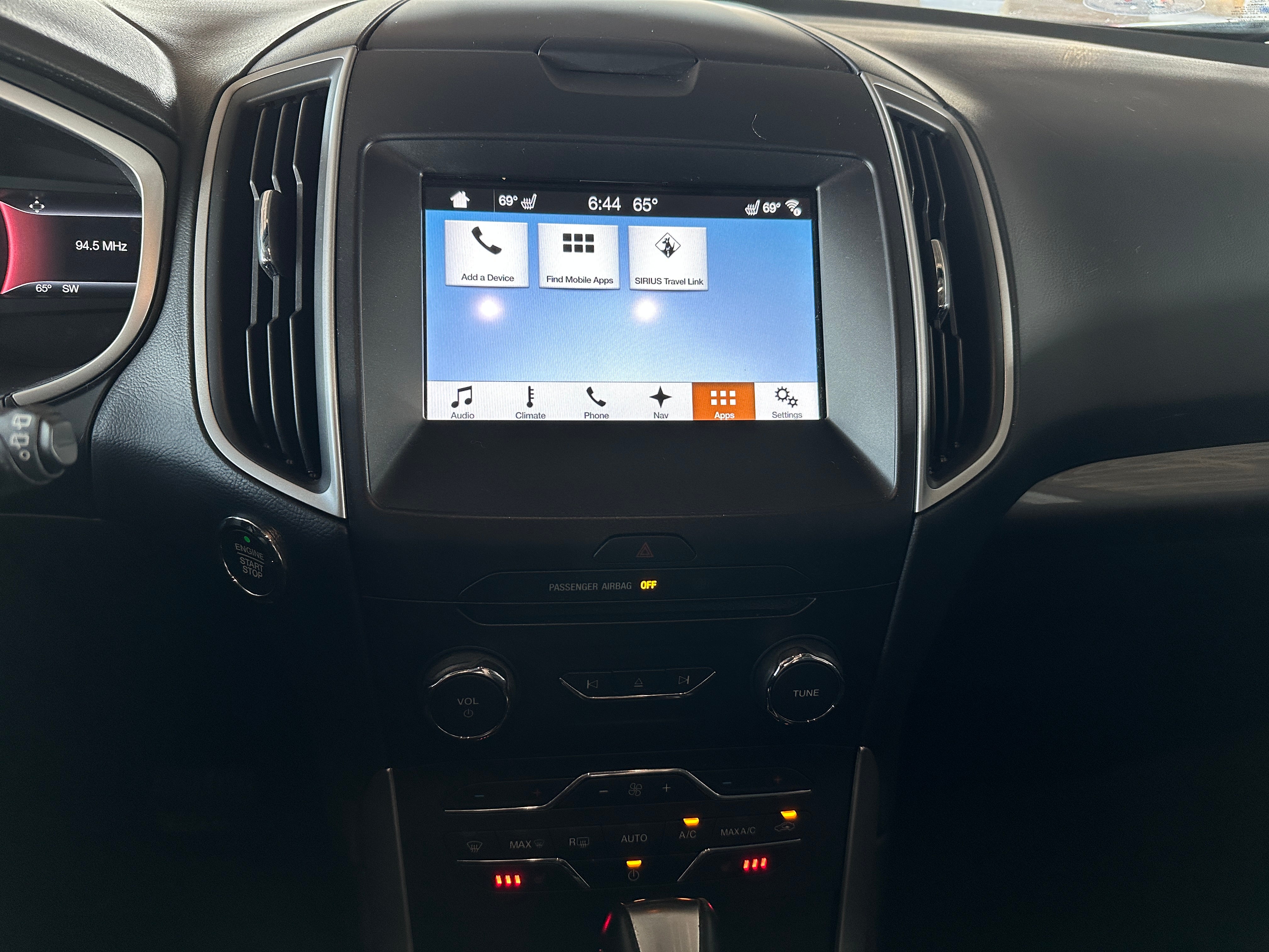 2018 Ford Edge SEL 3