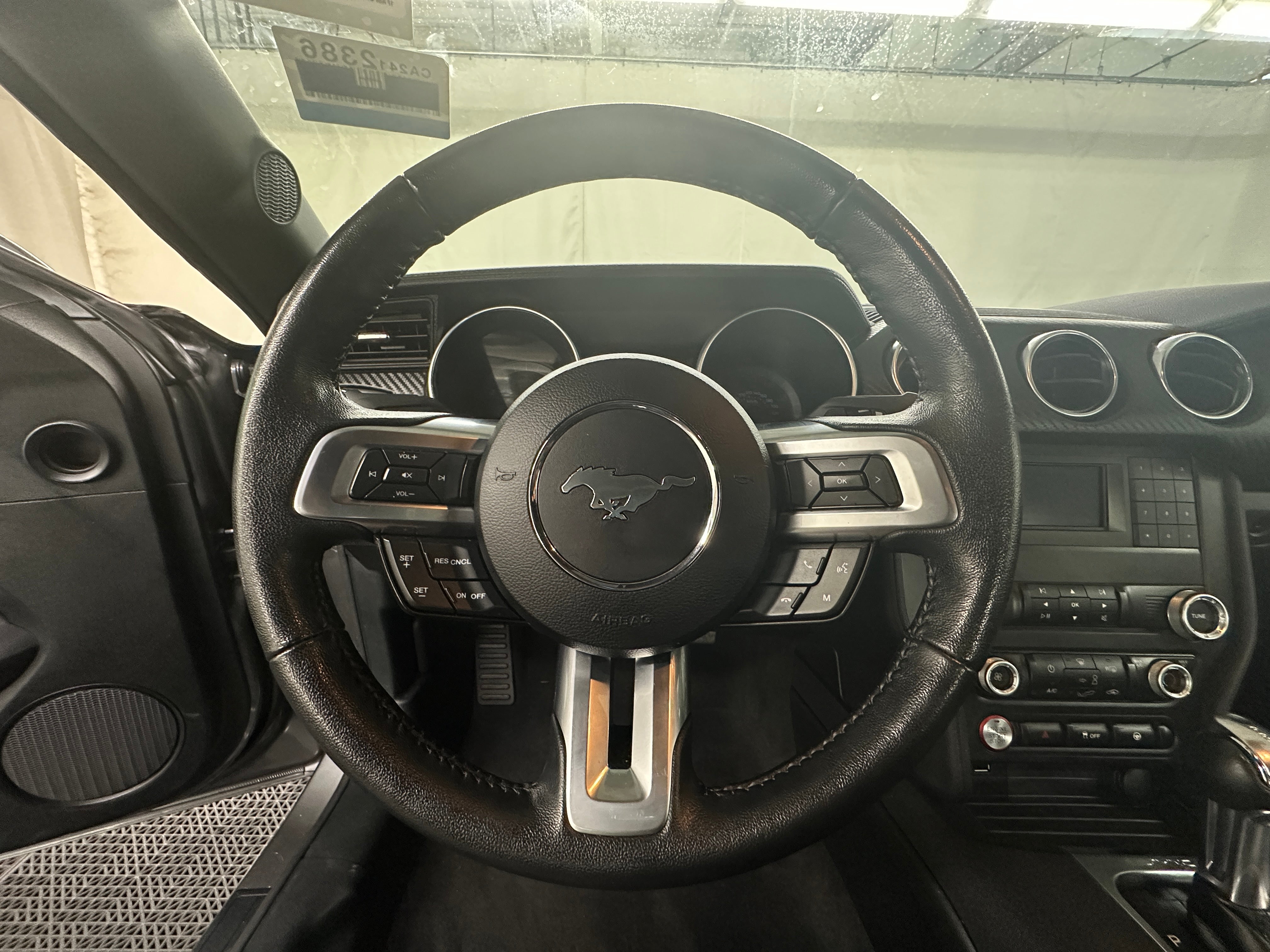 2023 Ford Mustang  4