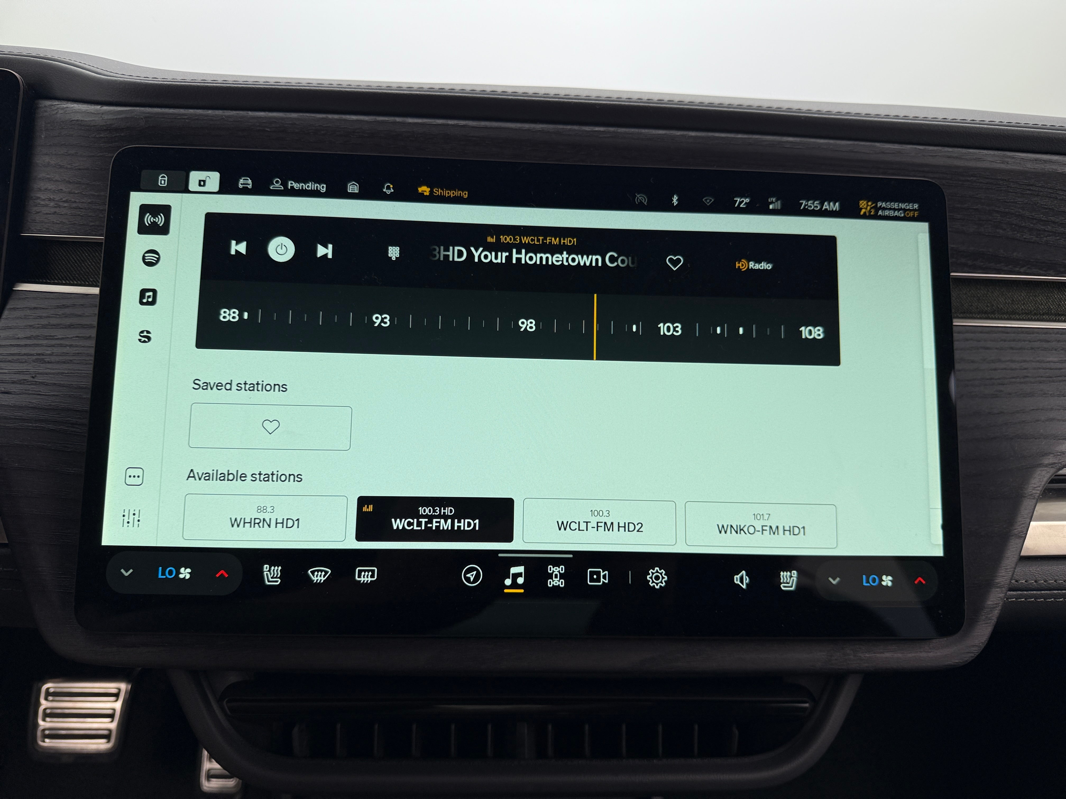 2023 Rivian R1T Adventure 3