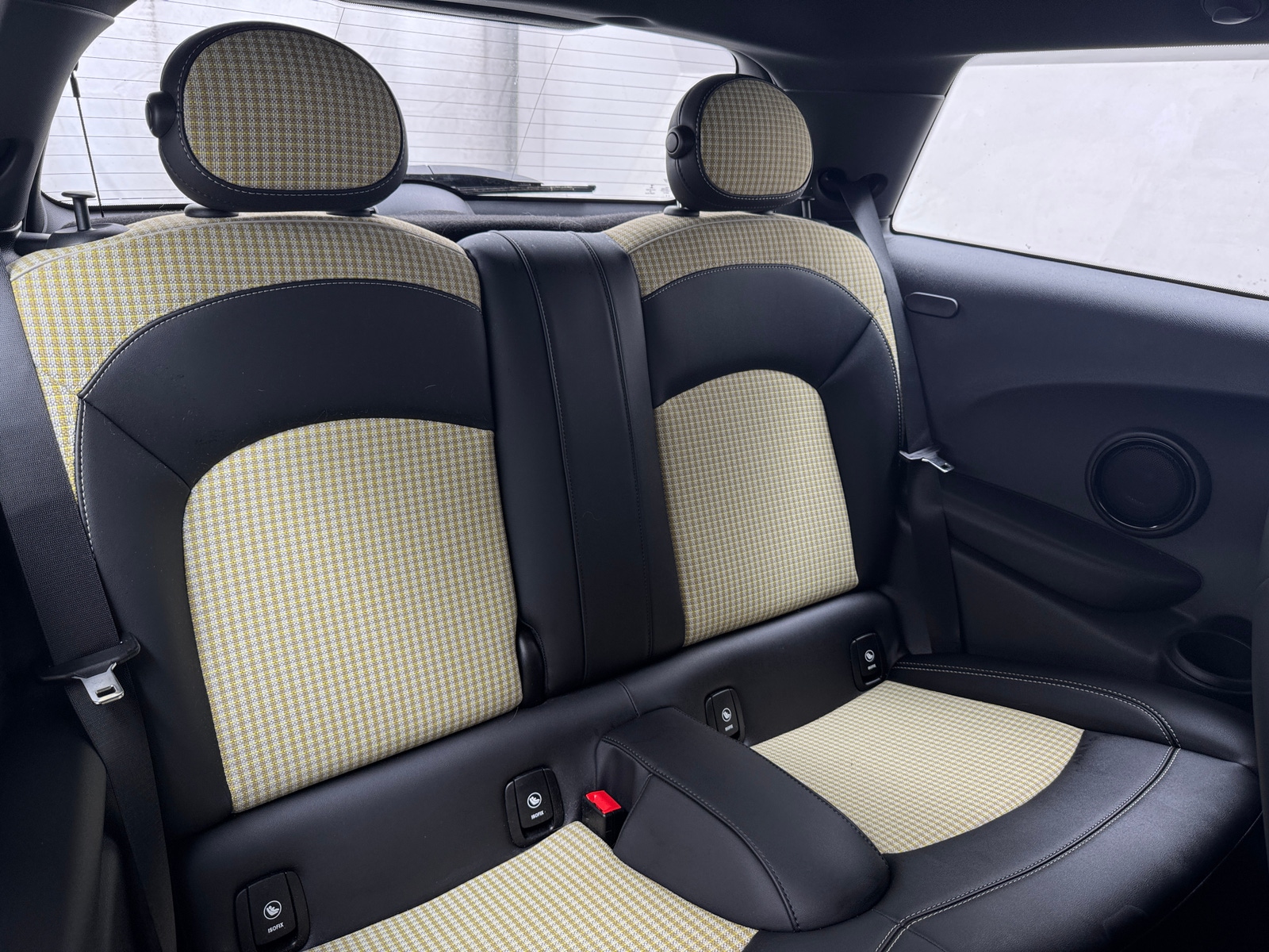 Thumbnail: 2022 MINI Cooper Hardtop - 5
