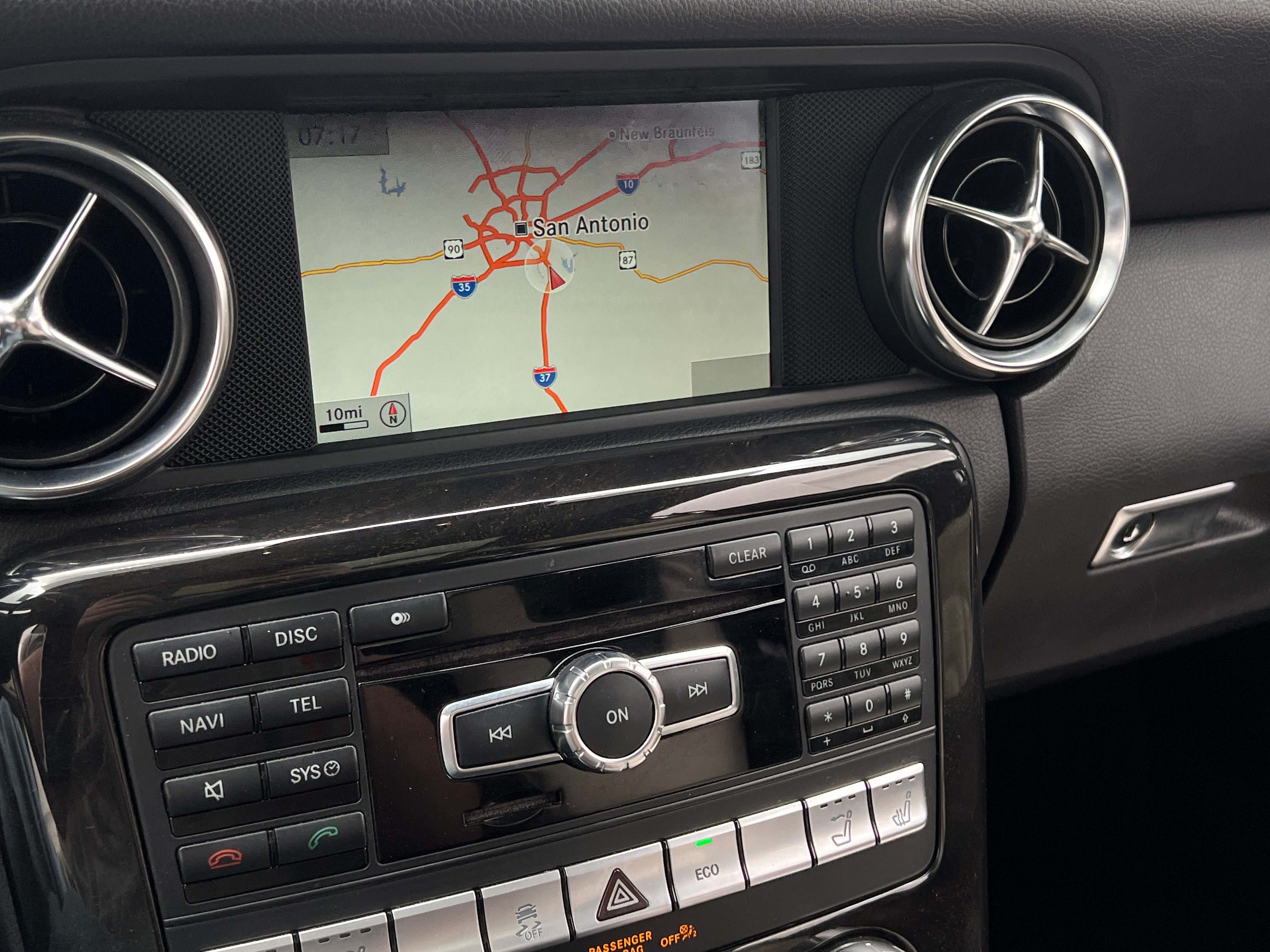 2014 Mercedes-Benz SLK 350 2