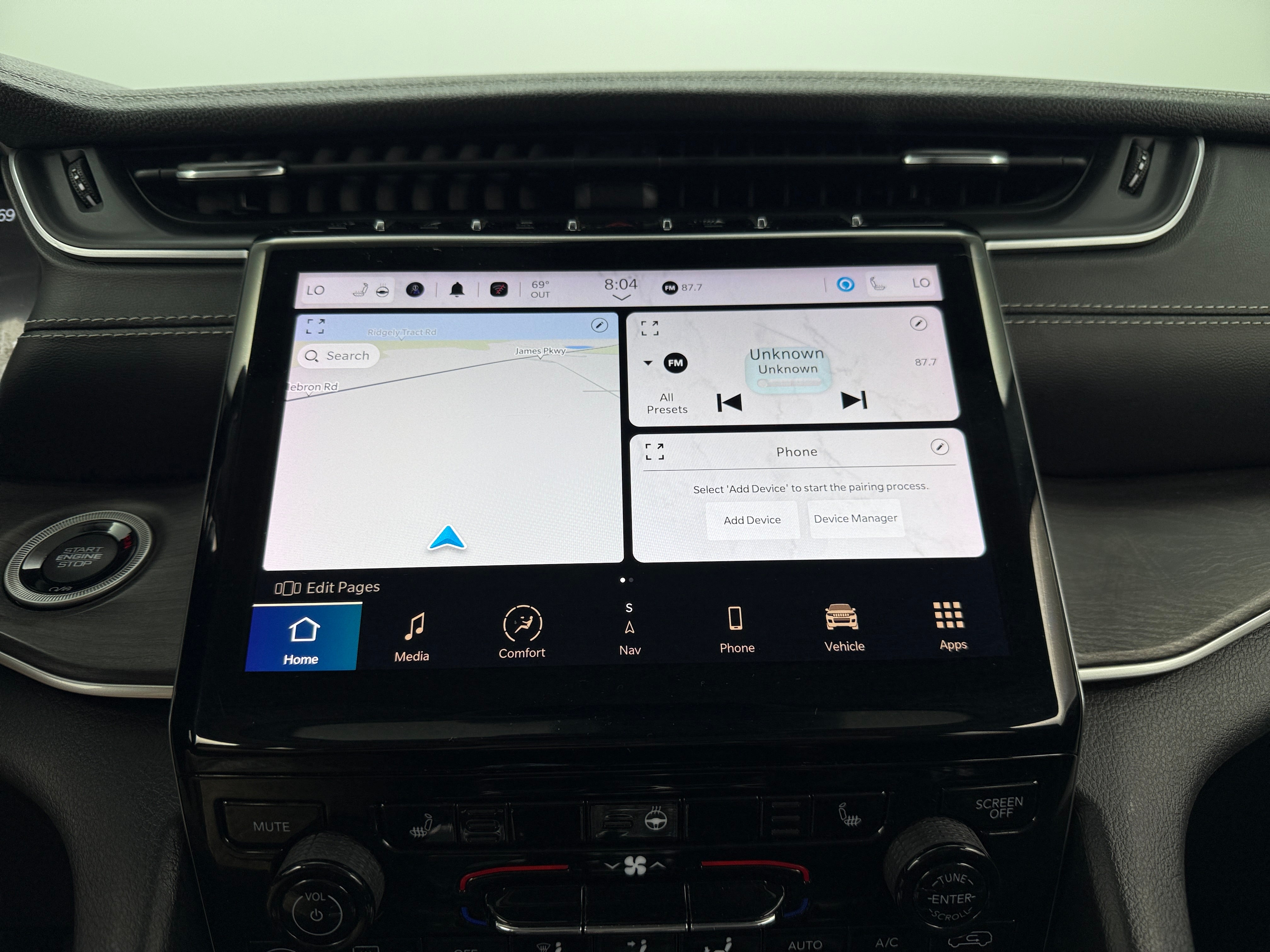 2022 Jeep Grand Cherokee L Limited Edition 3
