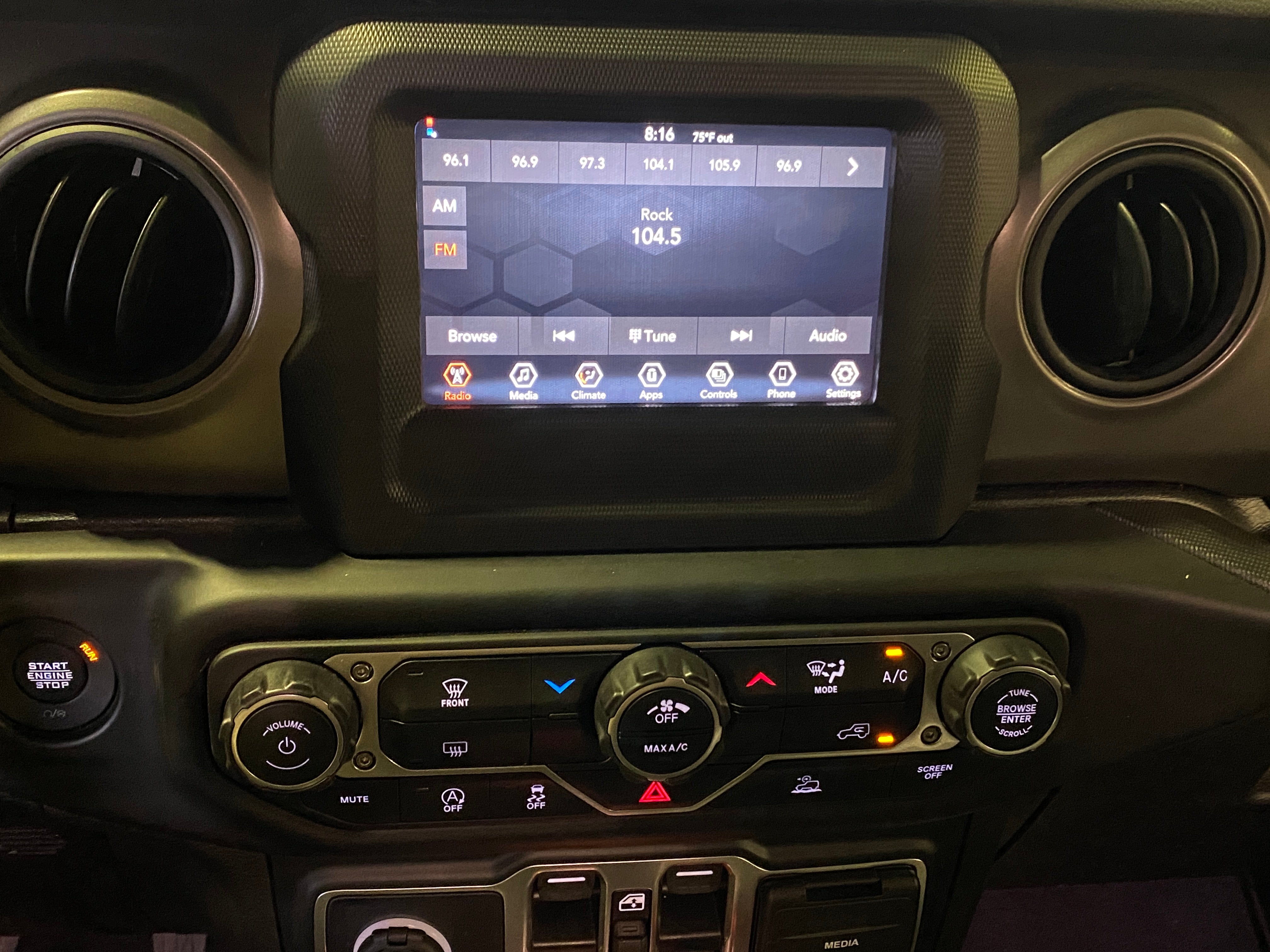 2023 Jeep Gladiator Sport S 4