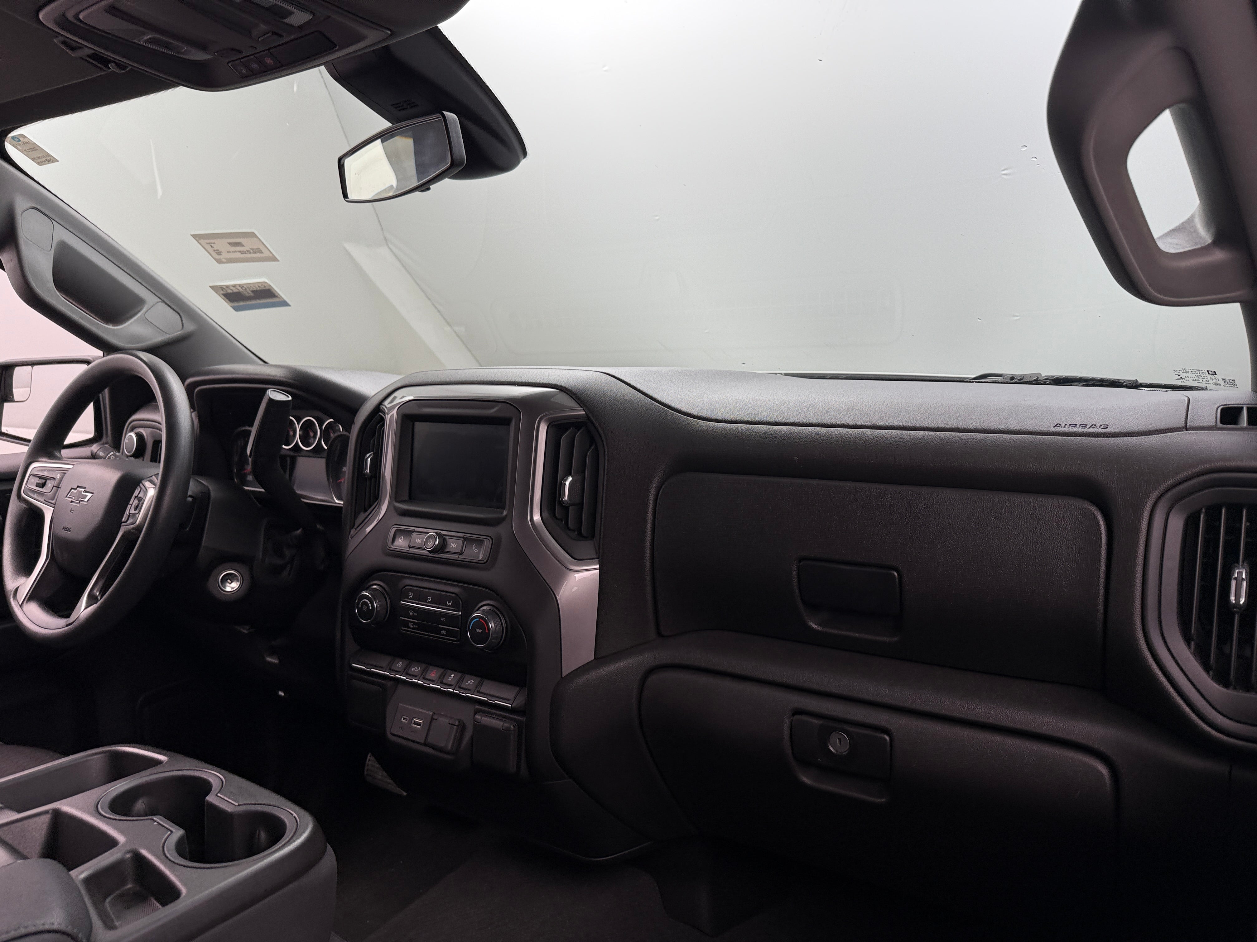 2022 Chevrolet Silverado 1500 Limited Custom 3