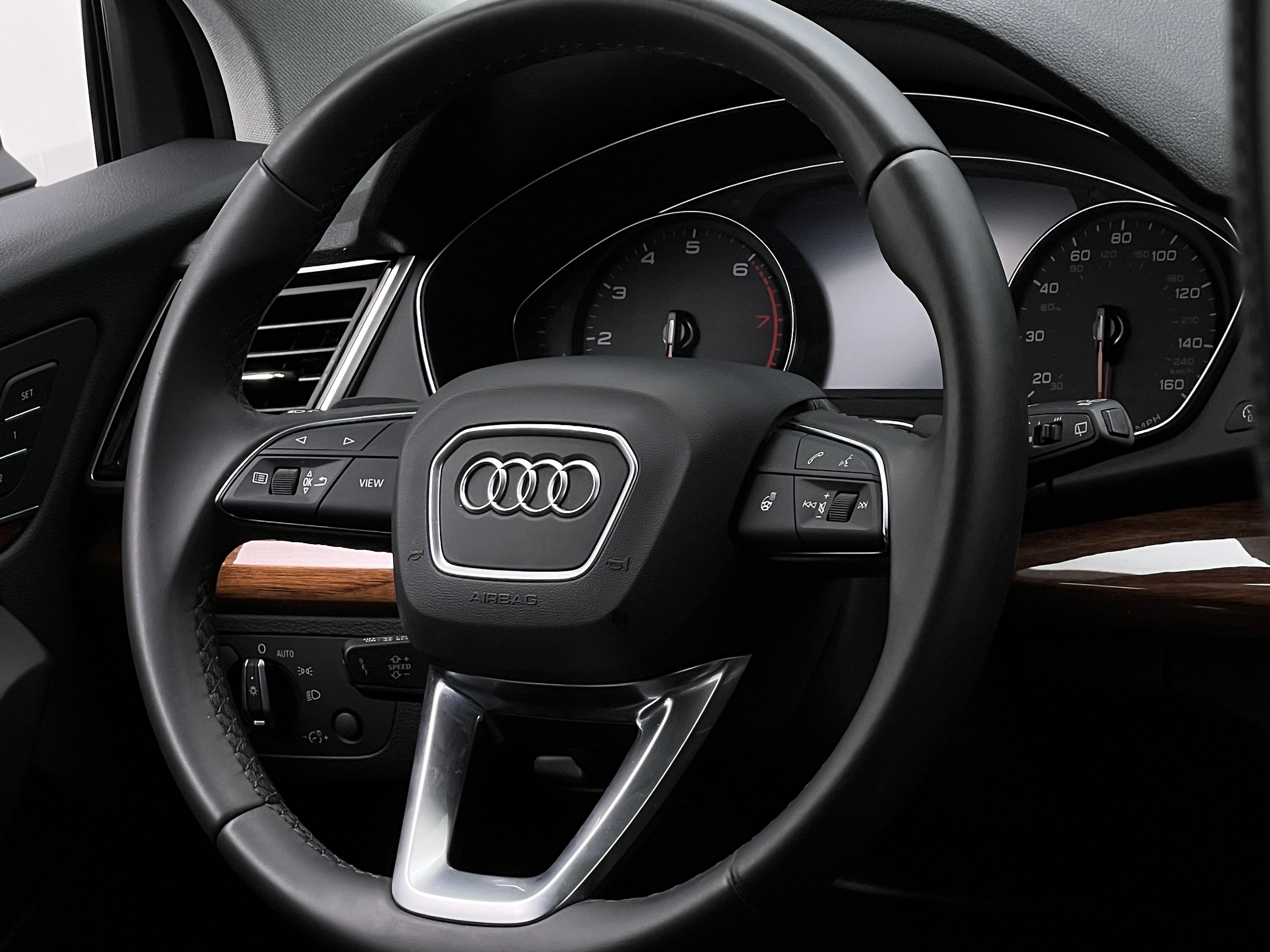 2023 Audi Q5 e Premium 4