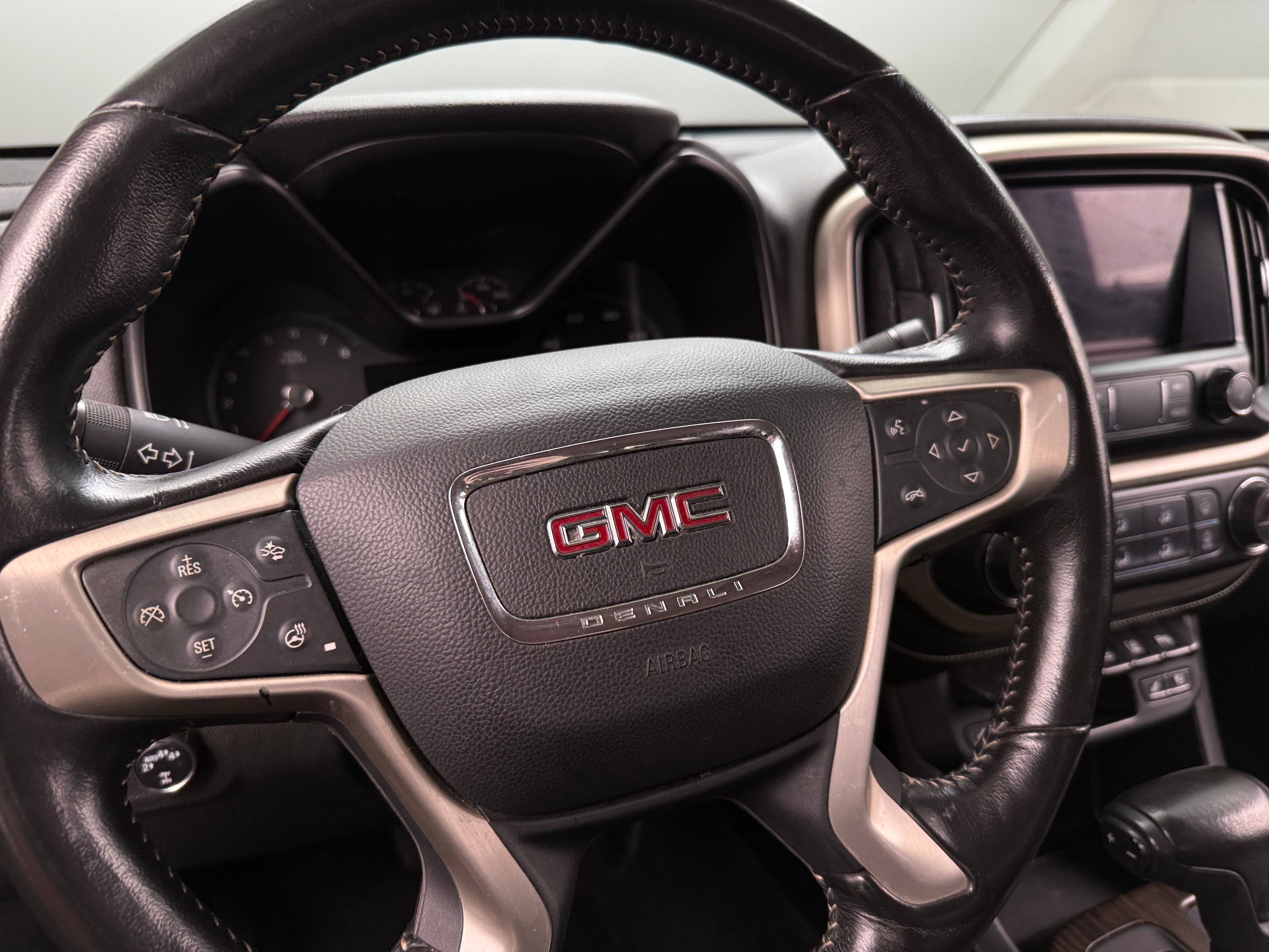 2020 GMC Canyon Denali 4