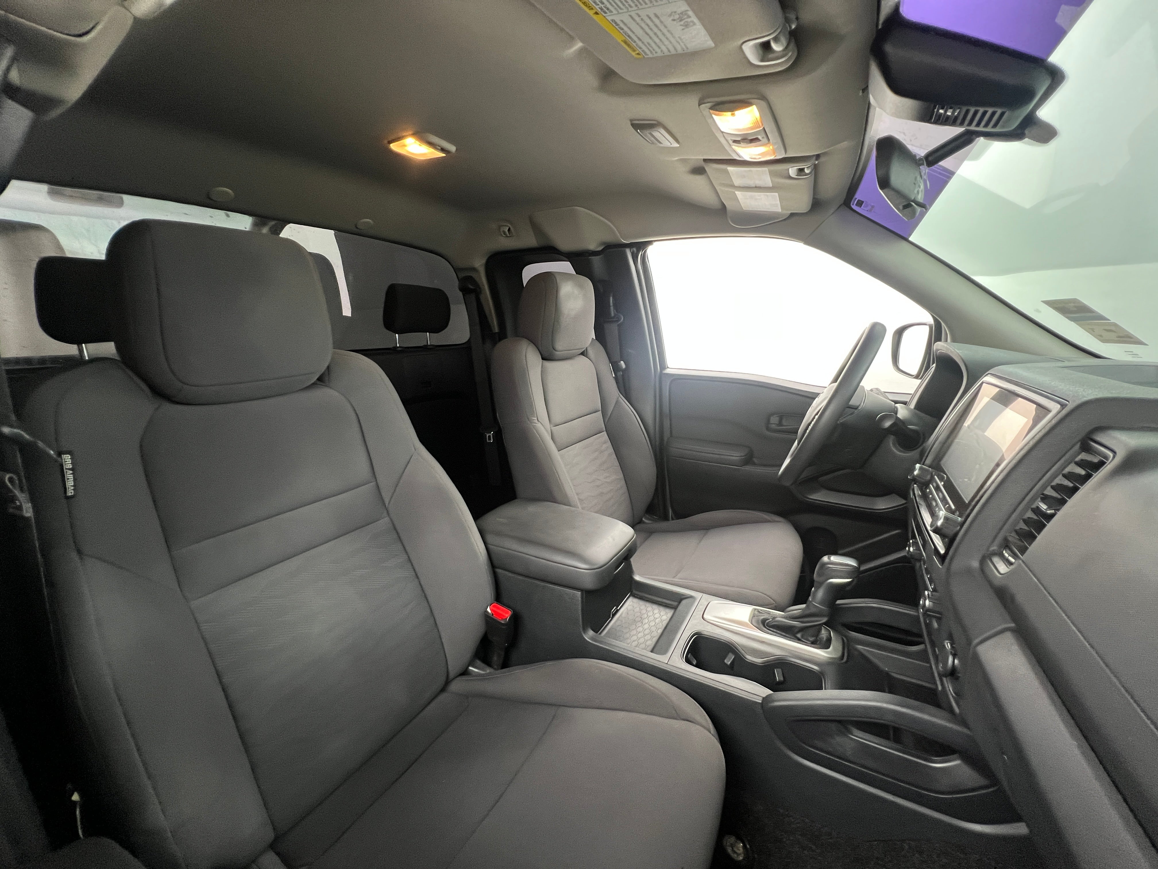 2022 Nissan Frontier S/C 2