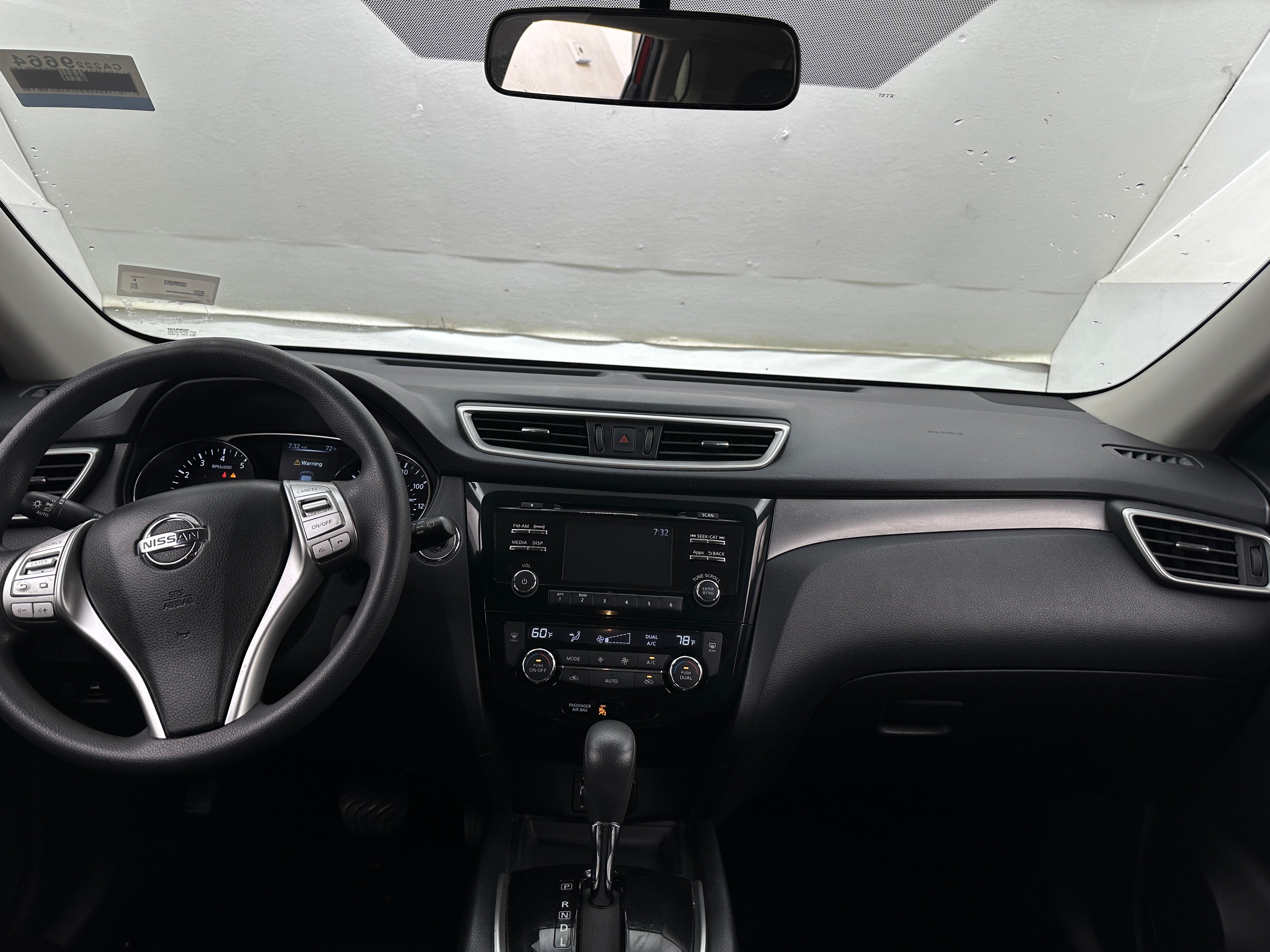 2015 Nissan Rogue SV 3