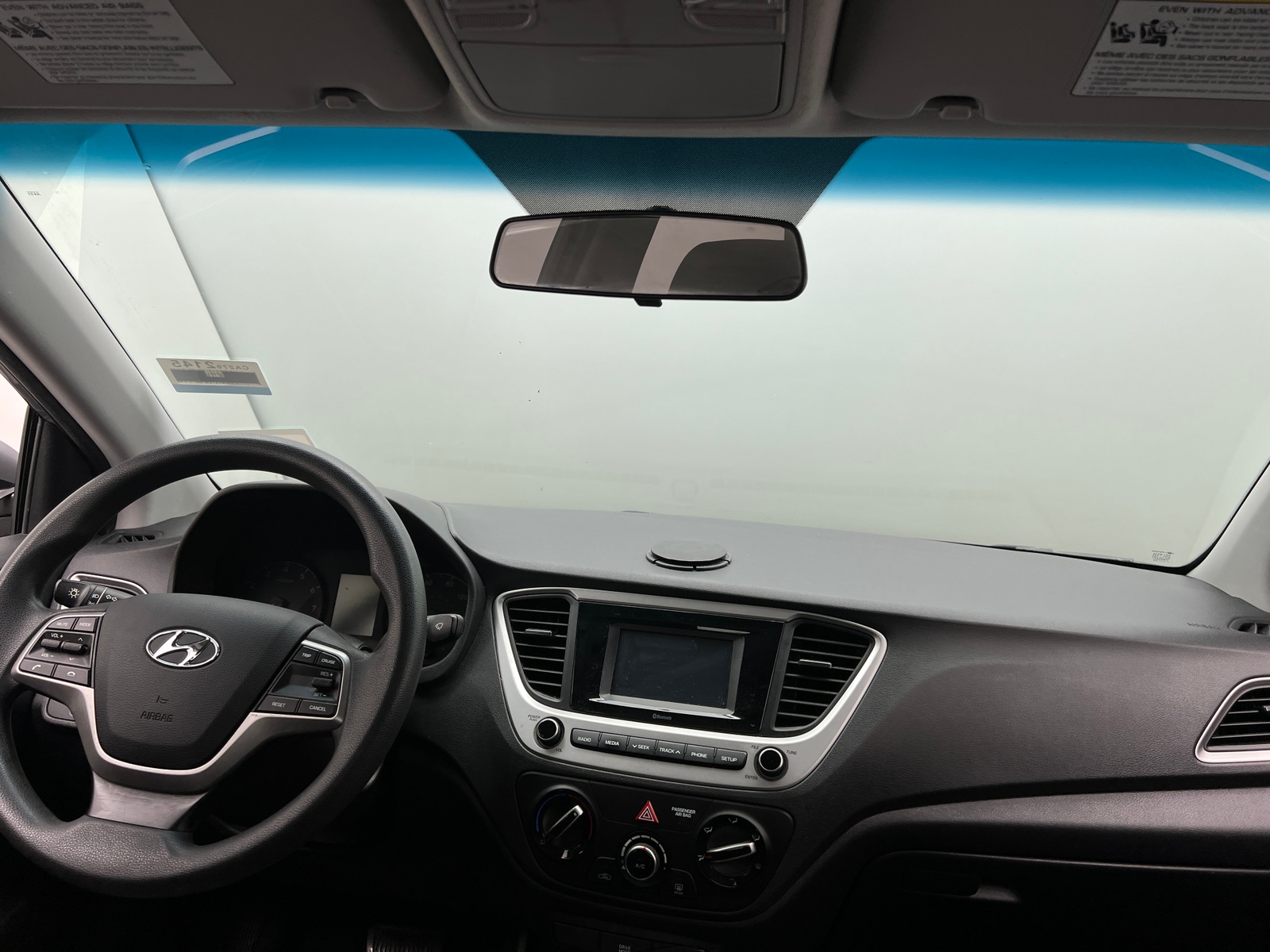 Thumbnail: 2021 Hyundai Accent - 3