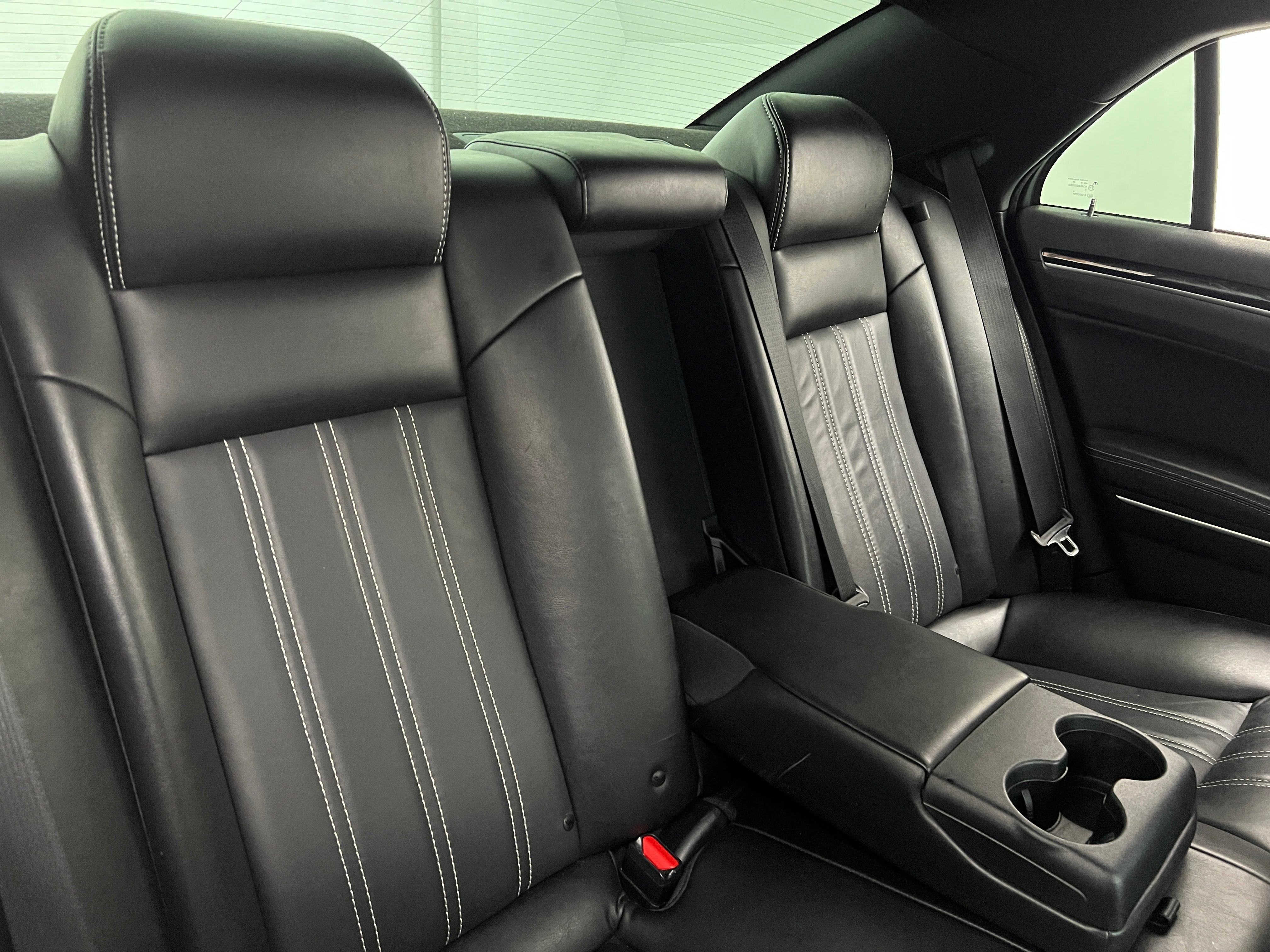 2021 Chrysler 300 S 5