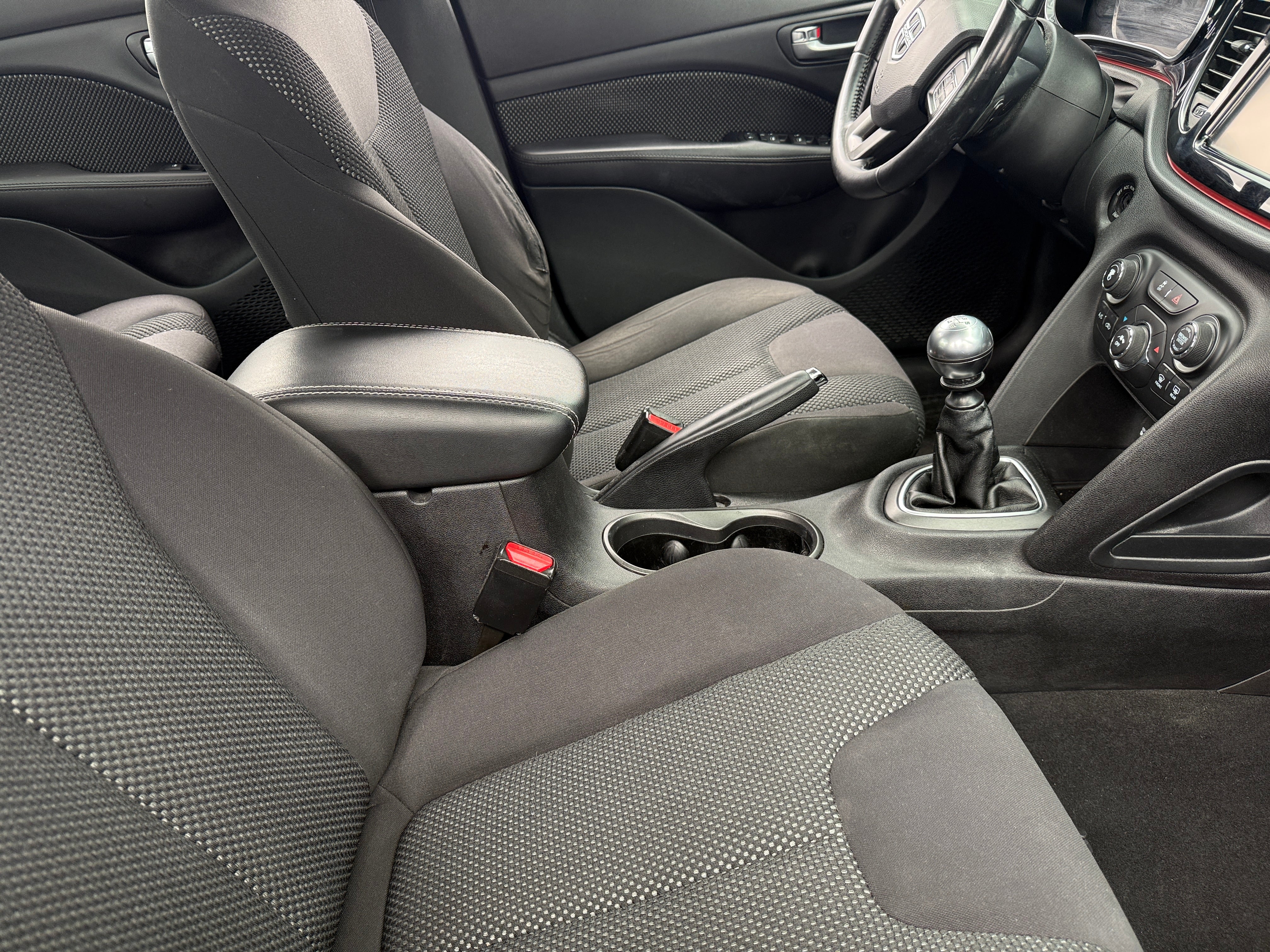 2014 Dodge Dart Aero 2