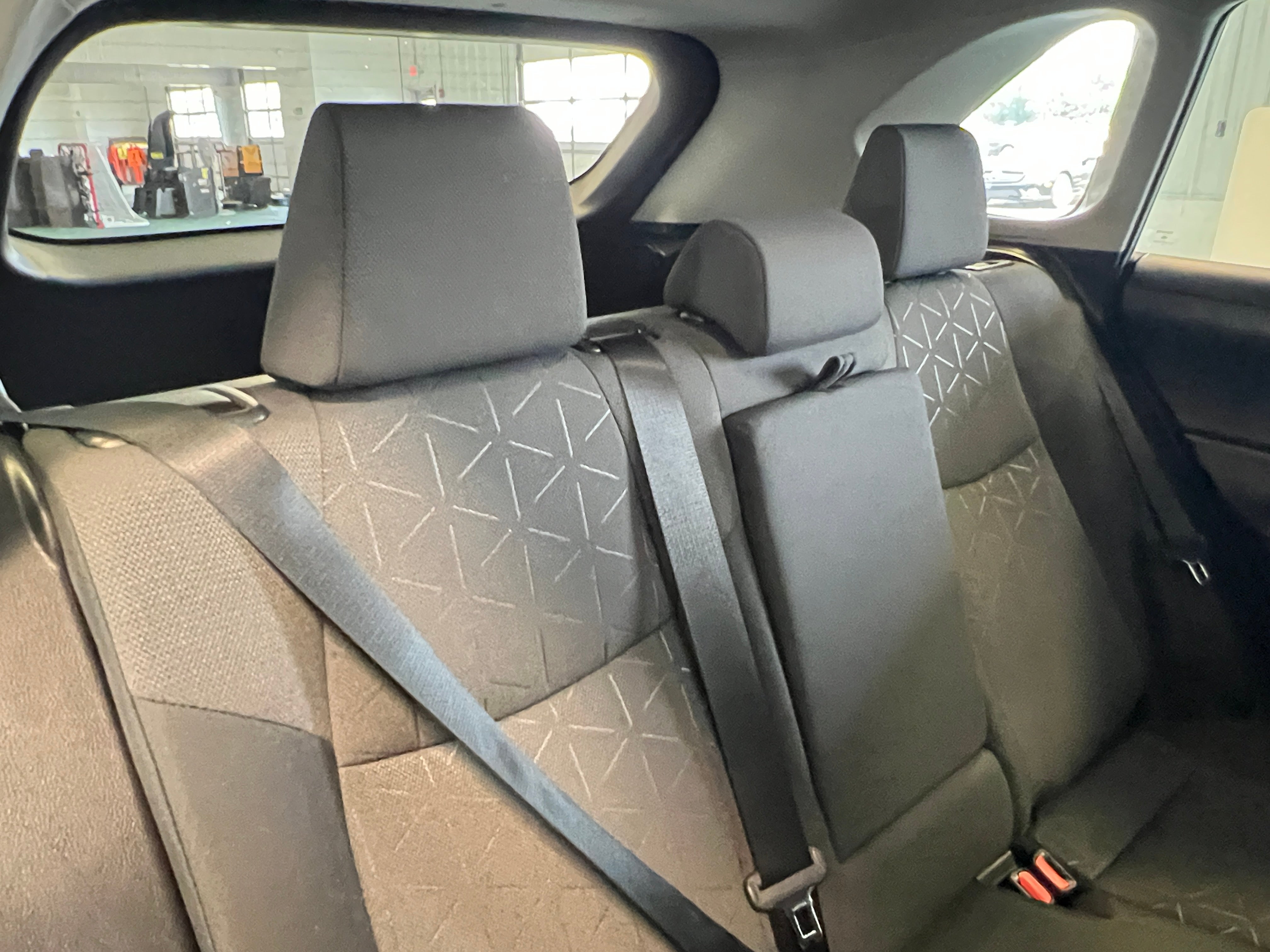 2022 Toyota RAV4 XLE 6