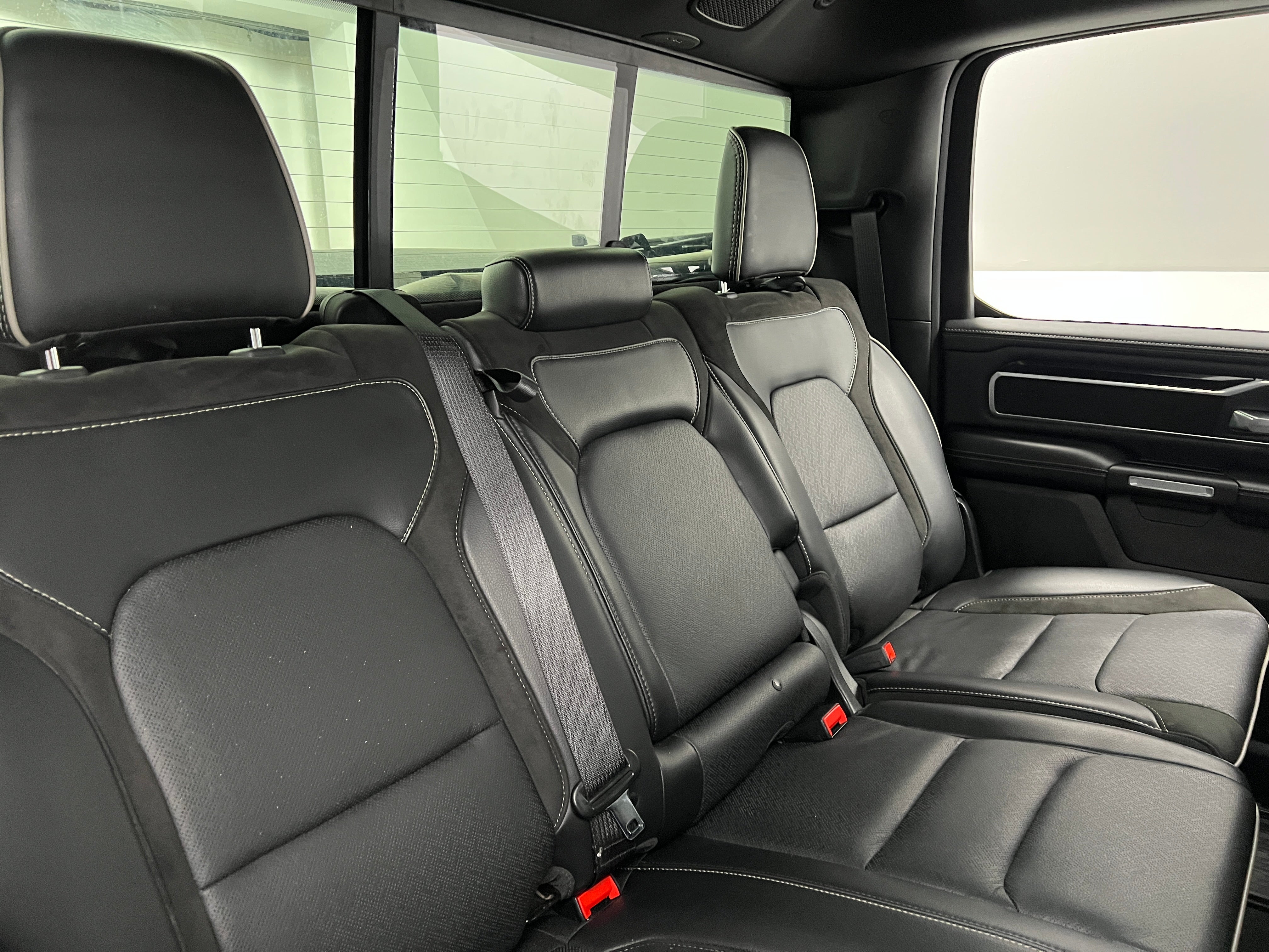 2020 RAM 1500 Laramie 5