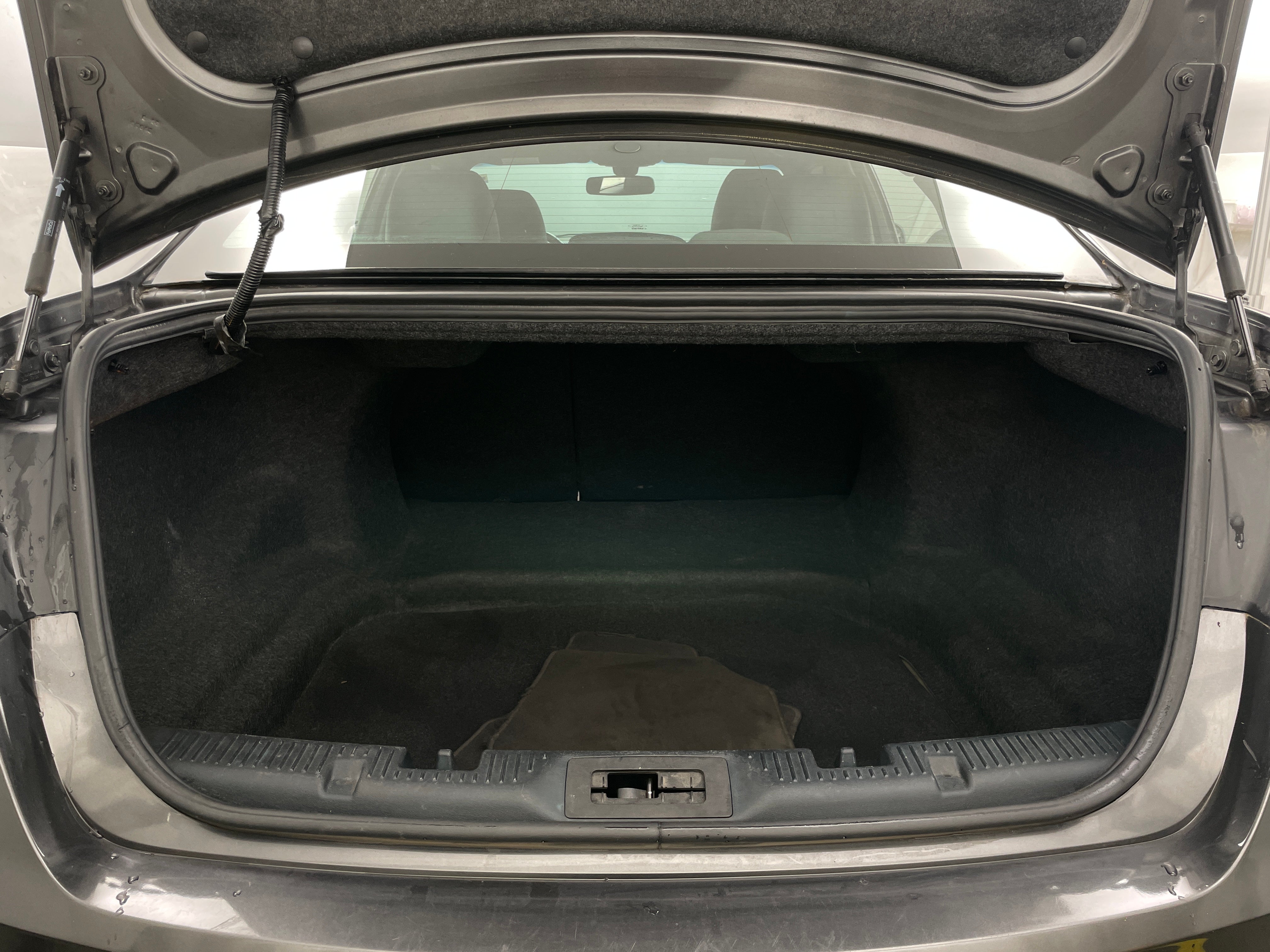 Thumbnail: 2017 Ford Taurus - 6