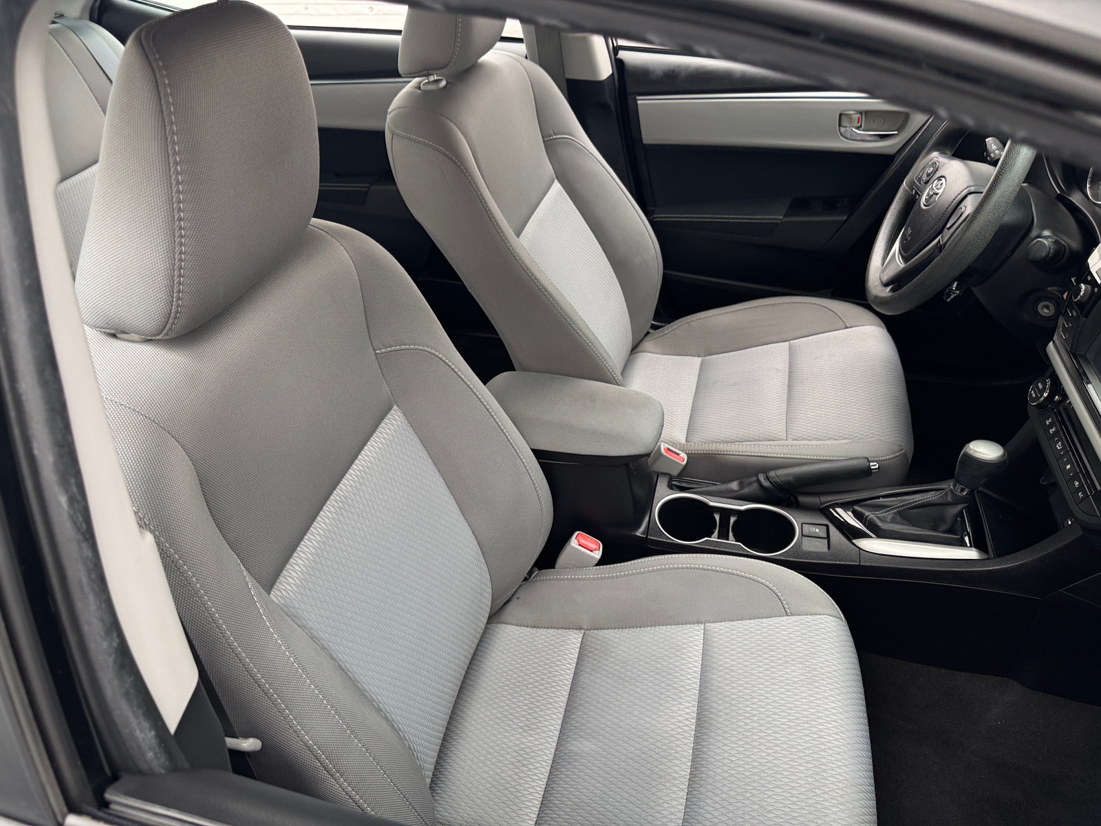 Thumbnail: 2016 Toyota Corolla - 2
