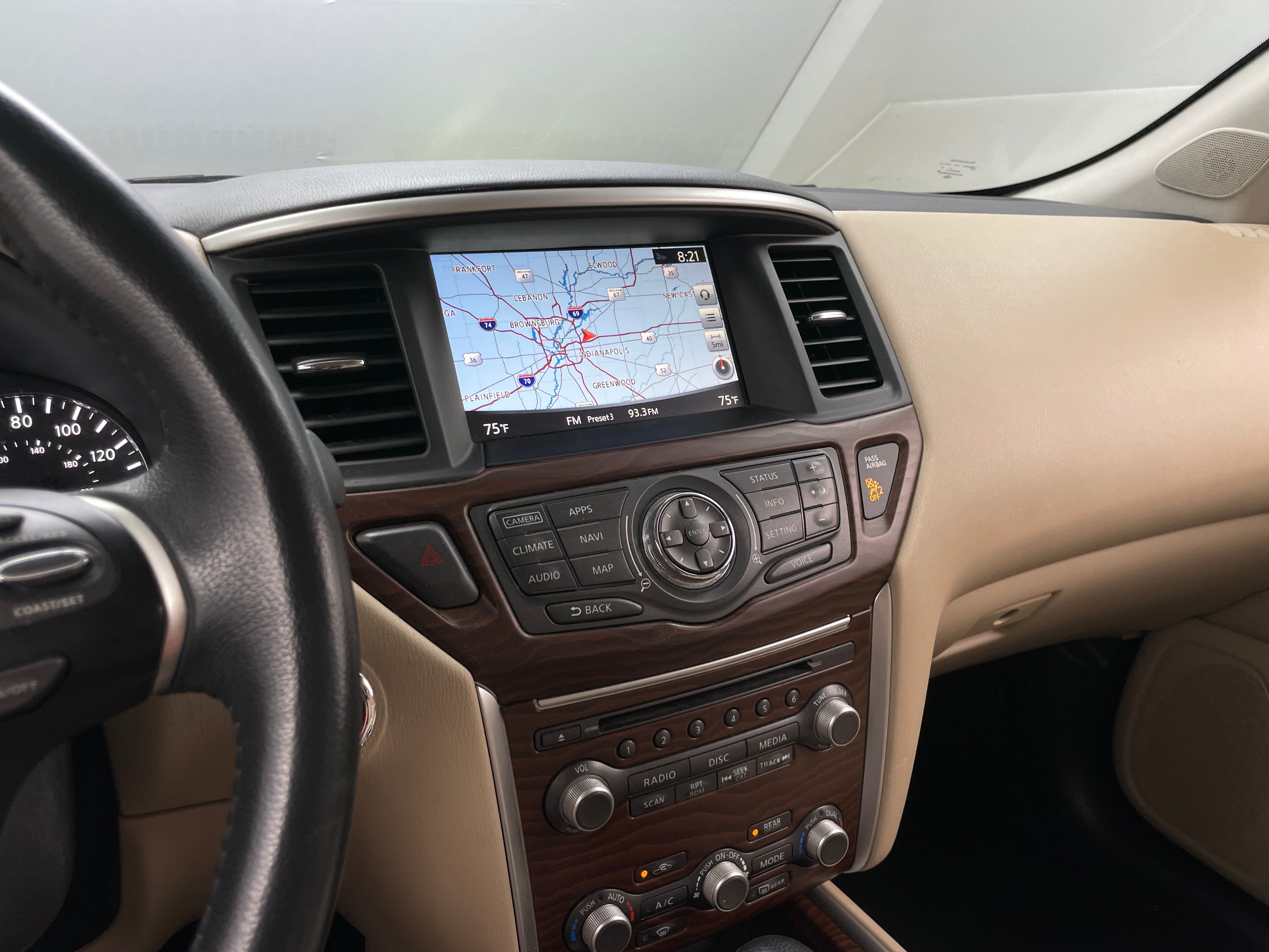 2017 Nissan Pathfinder Platinum 3