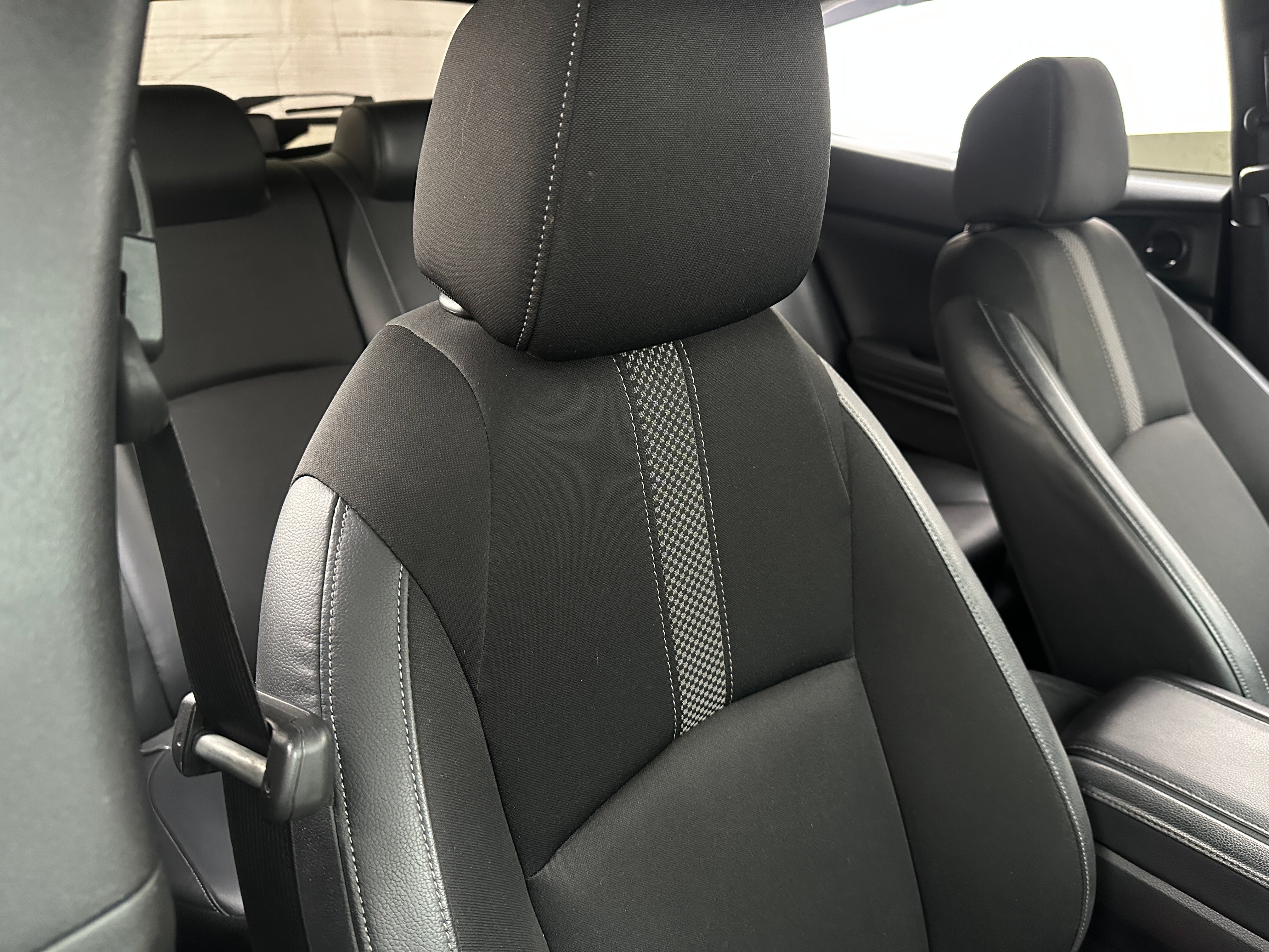 2020 Honda Civic Sport 2