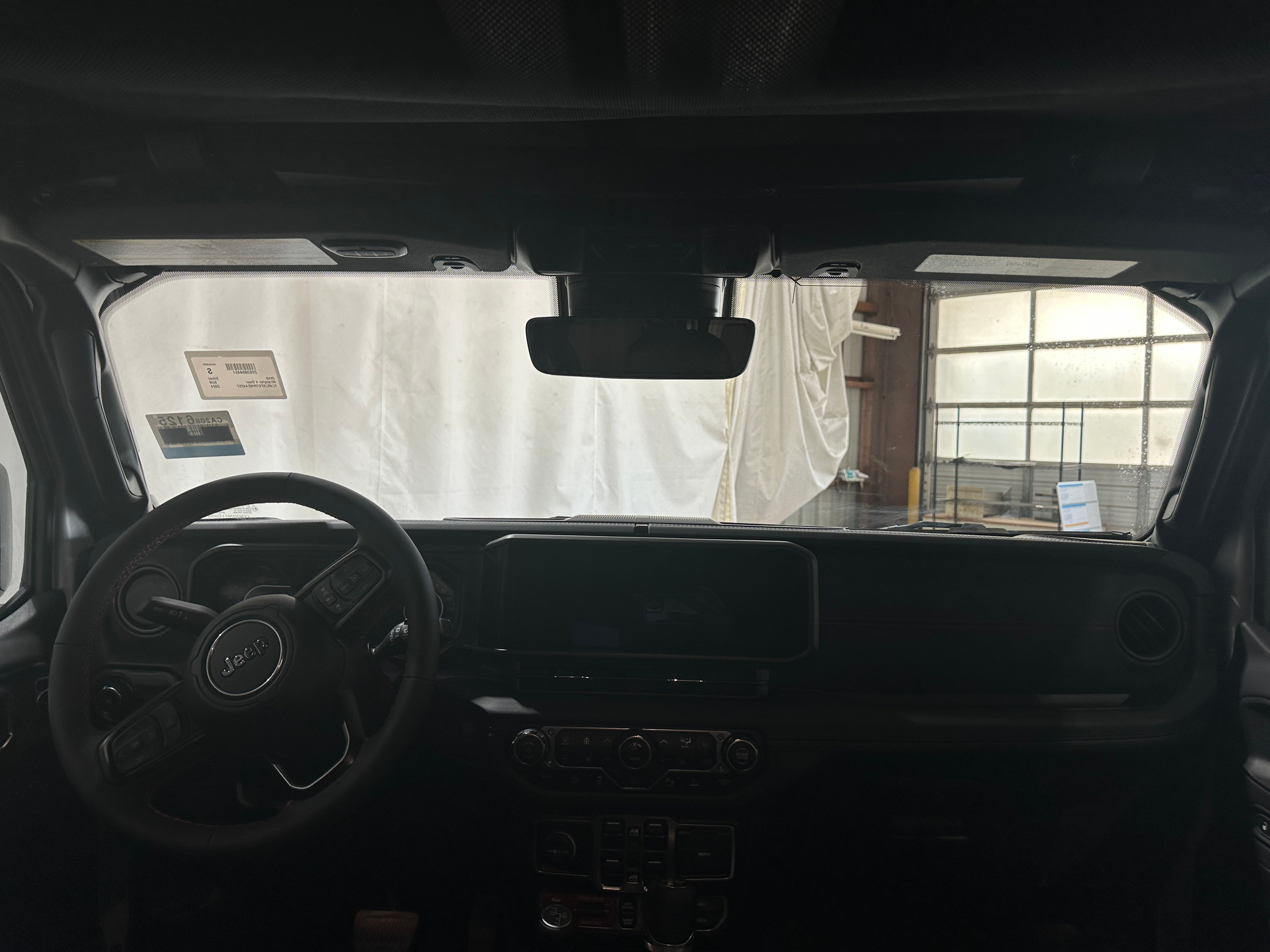 2024 Jeep Wrangler Rubicon 2